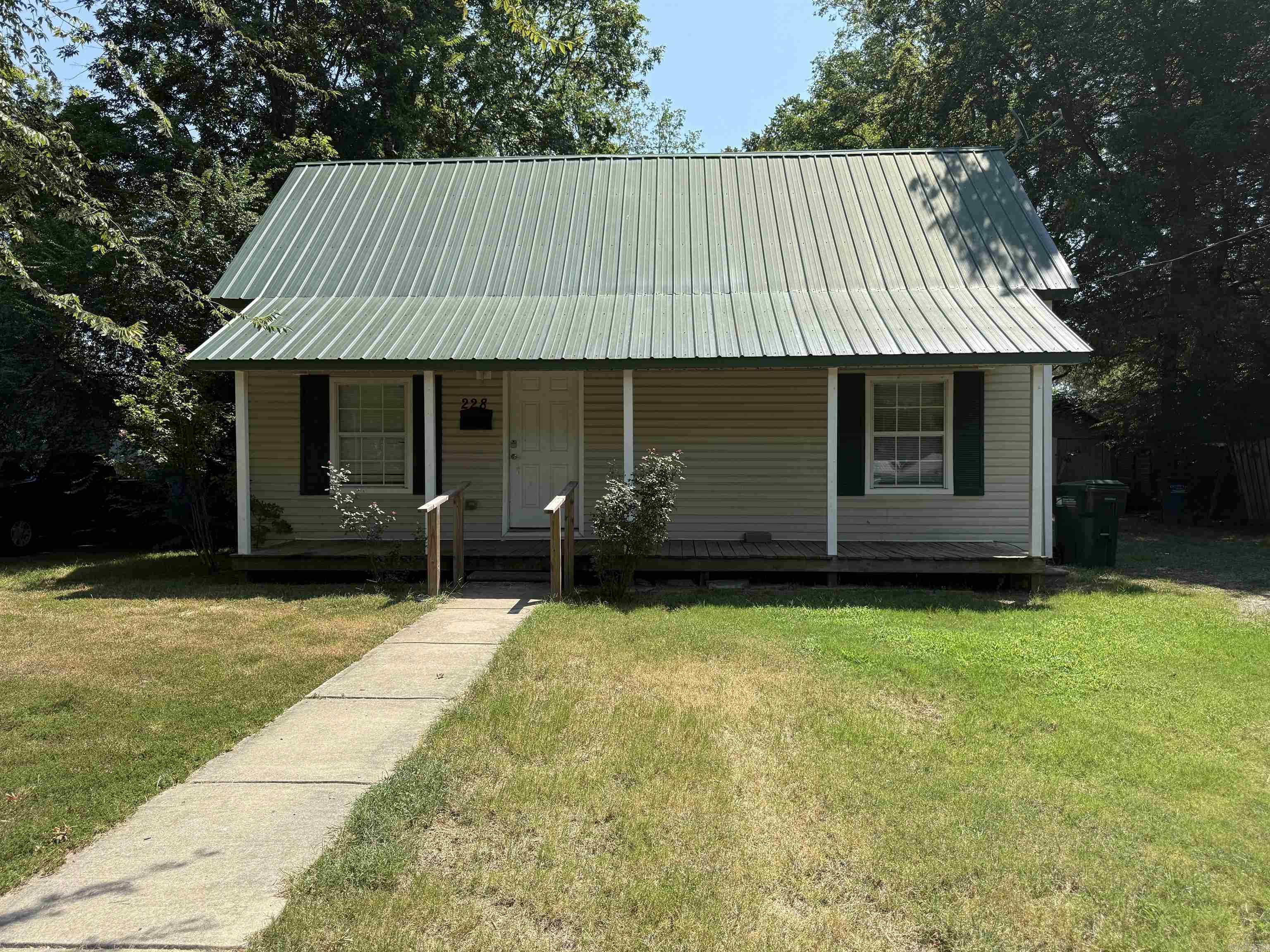 228 Locust  Conway, AR