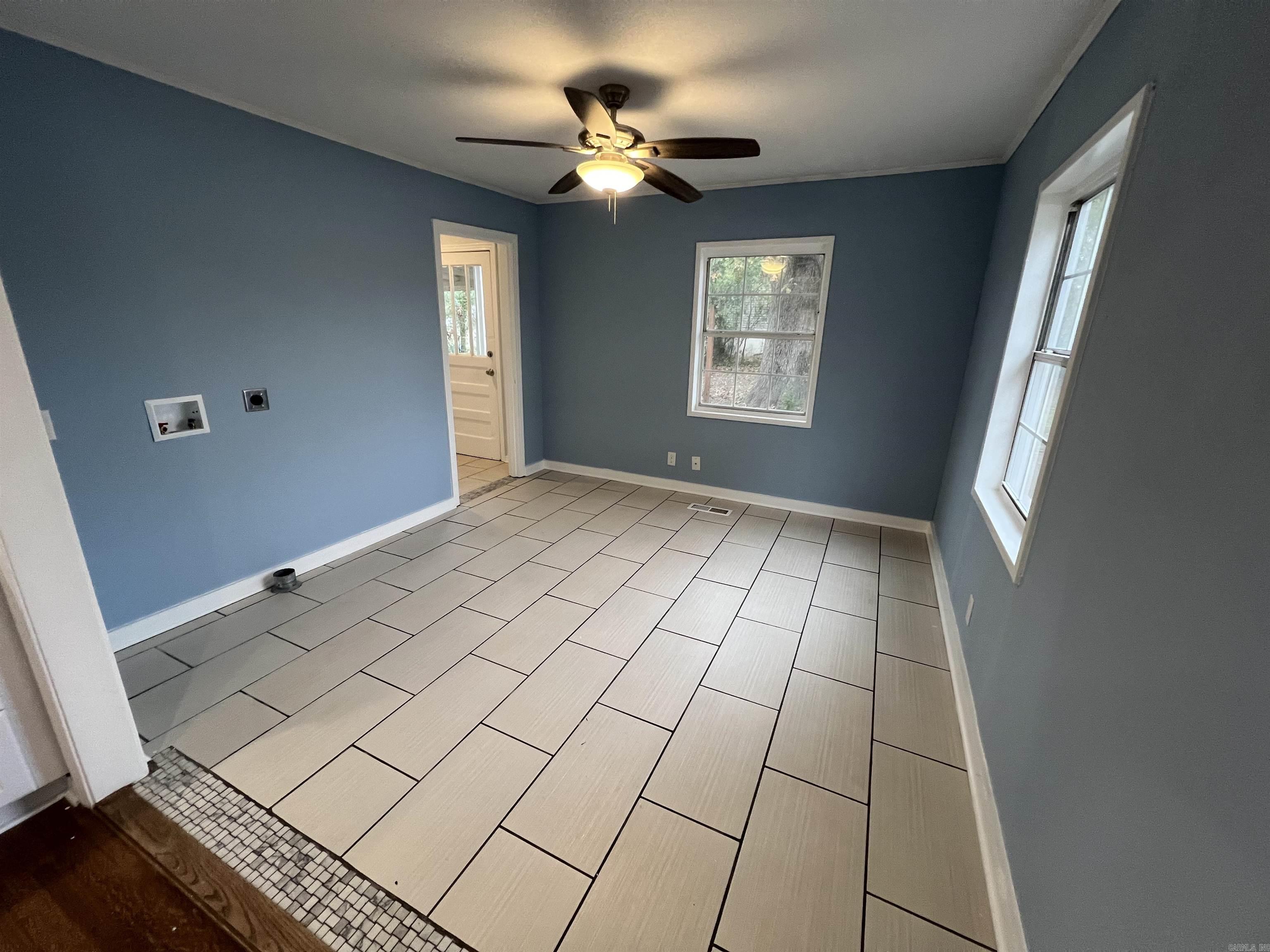1022 E Sevier Street Benton, AR 72015