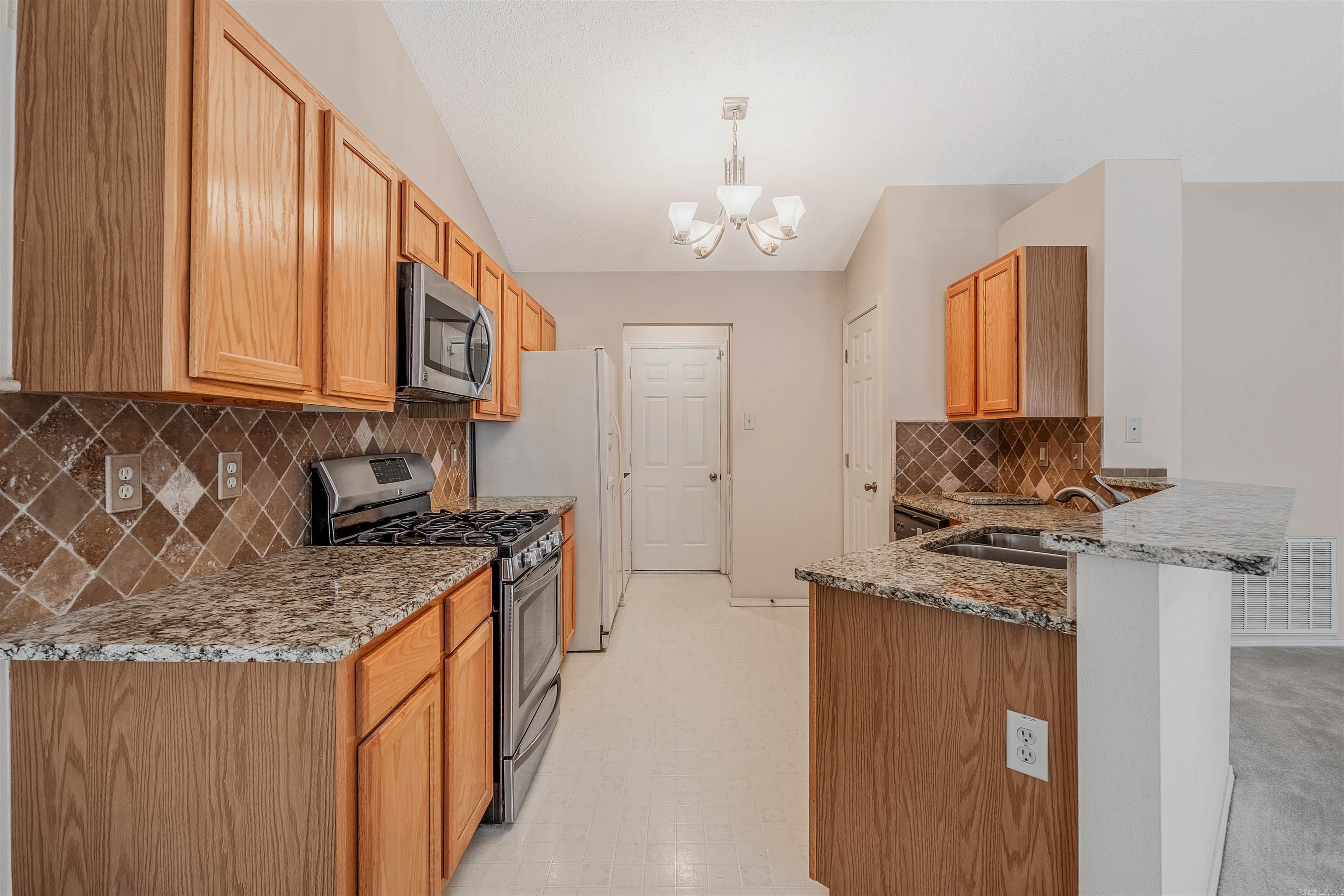 59 Meadow Ridge  Maumelle, AR