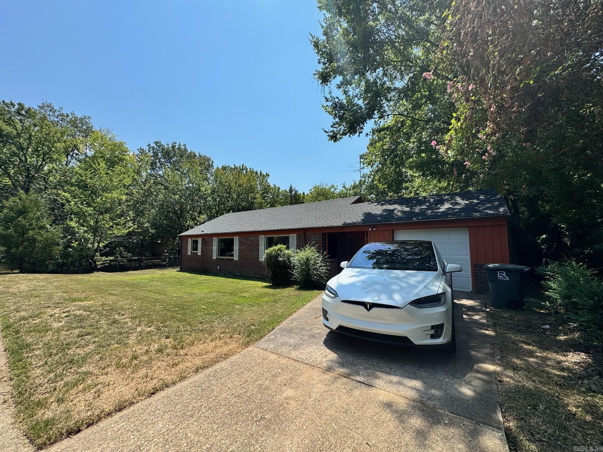 4805 W 29th  Little Rock, AR
