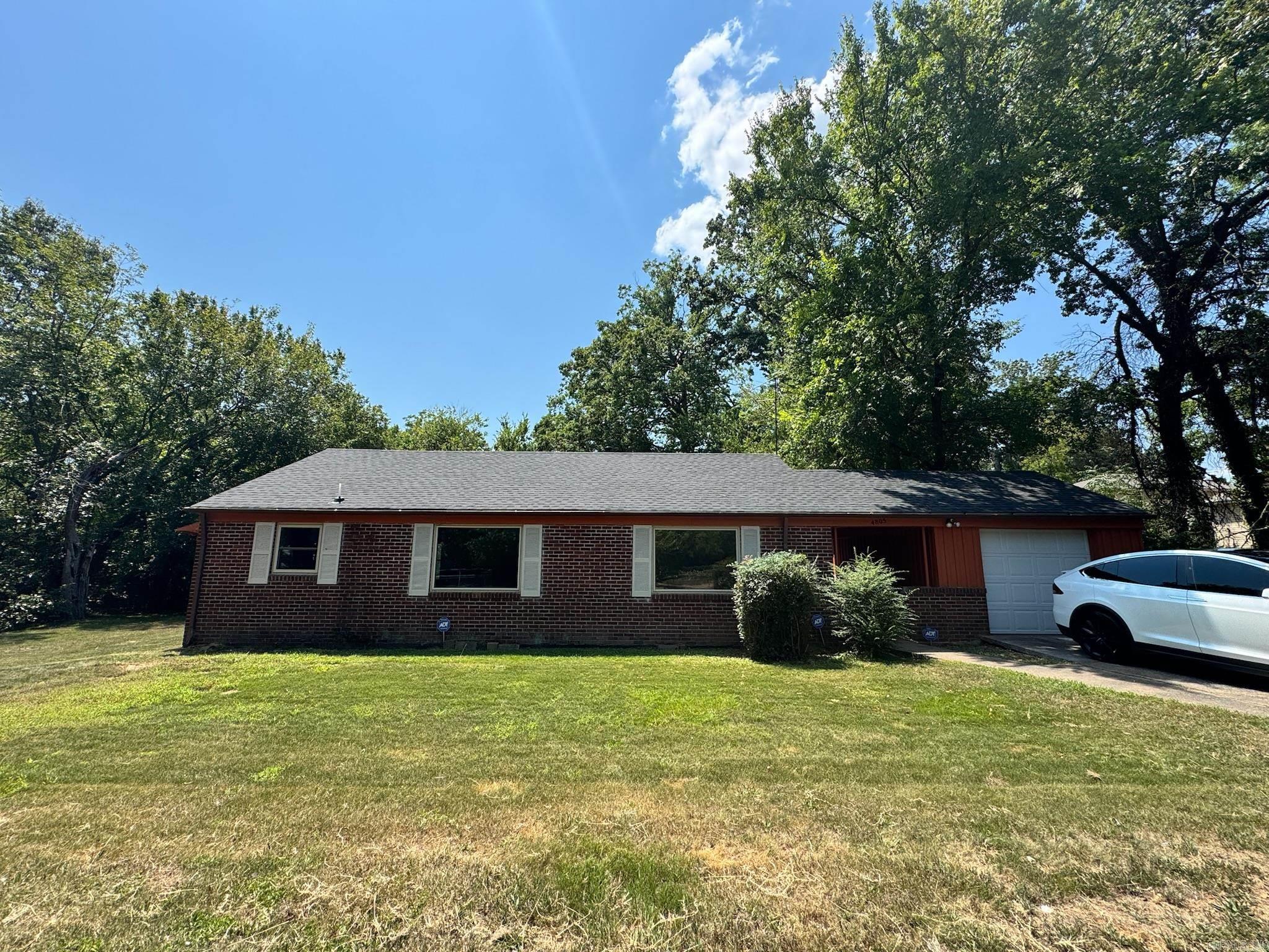 4805 W 29th  Little Rock, AR
