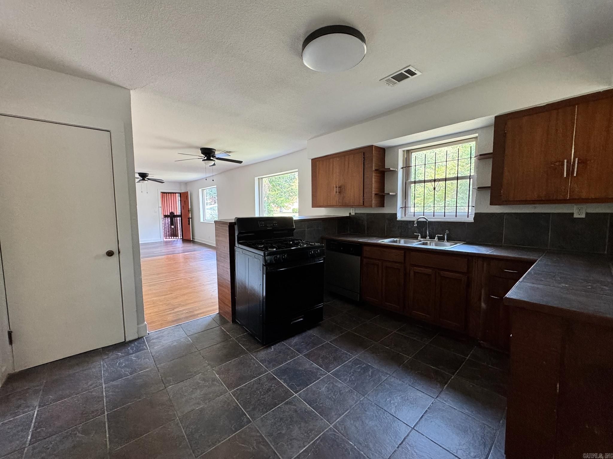 4805 W 29th  Little Rock, AR