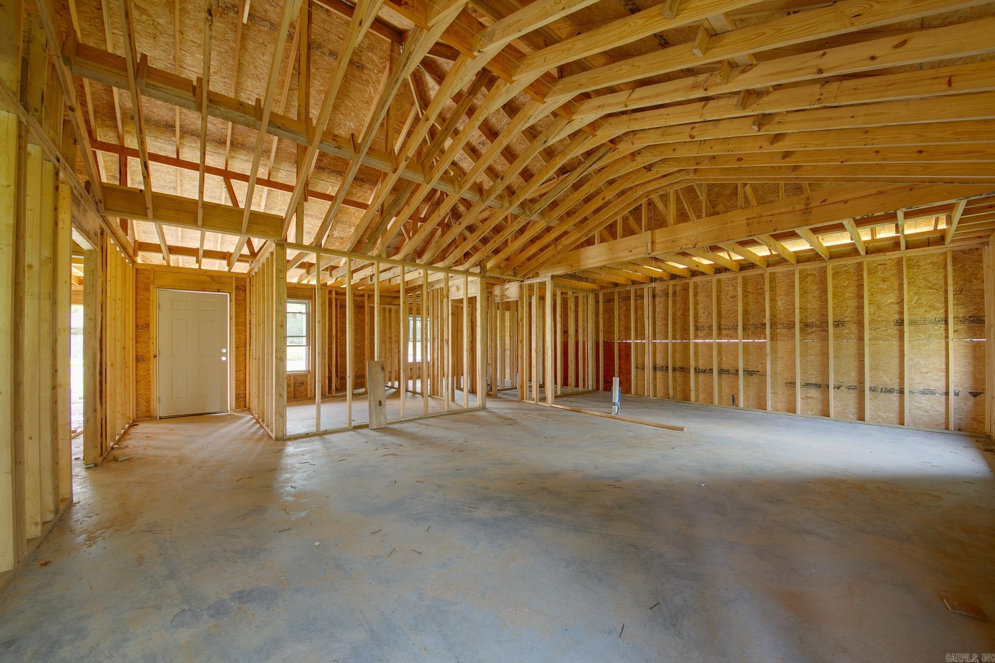 101 LLOYD HENDERSON  Beebe, AR