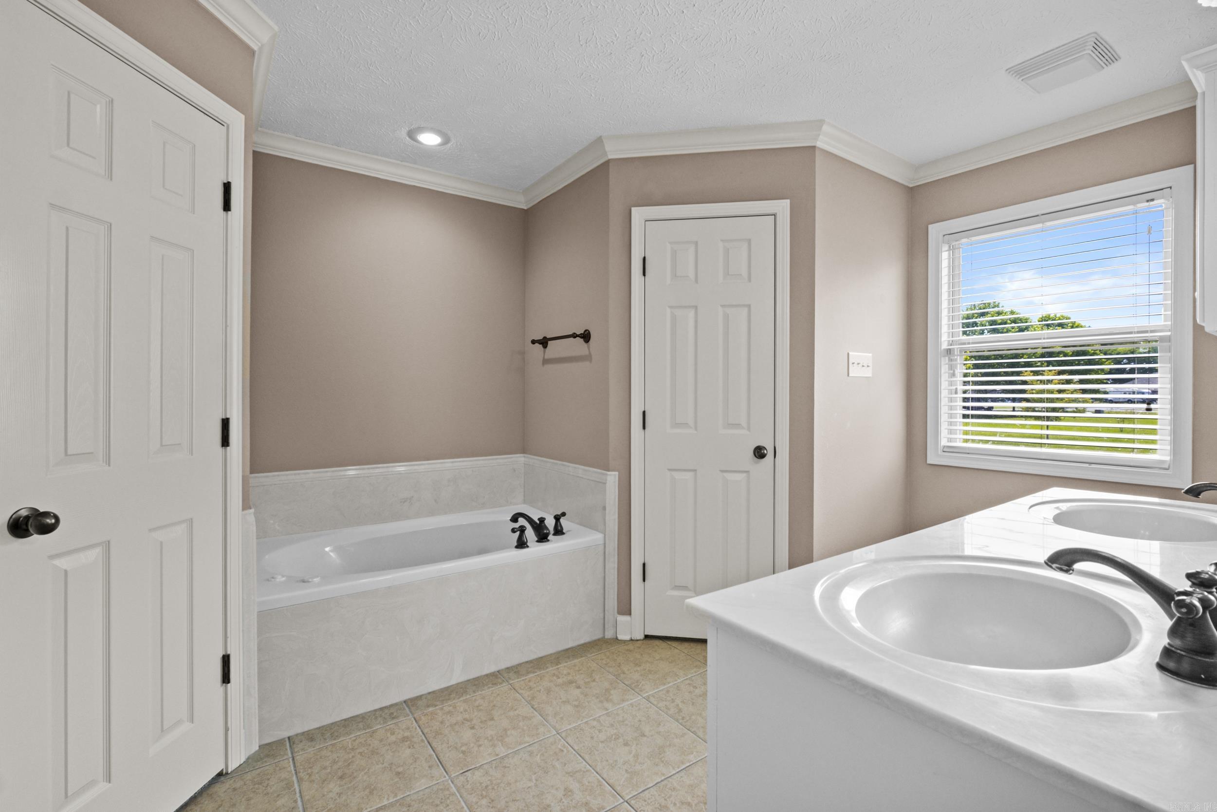 170 Sandy Creek  Ward, AR