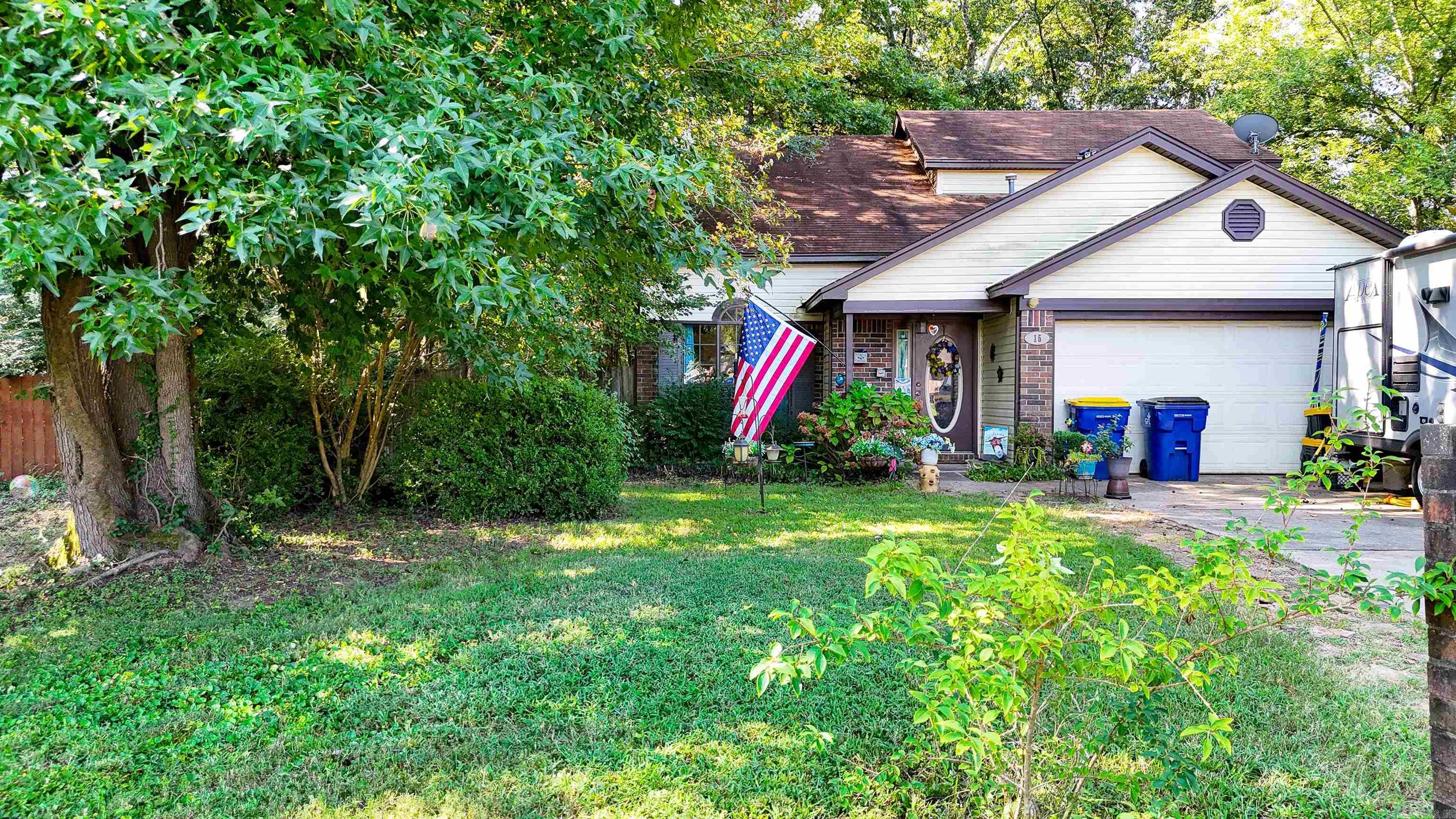 15 Fieldcrest Cove