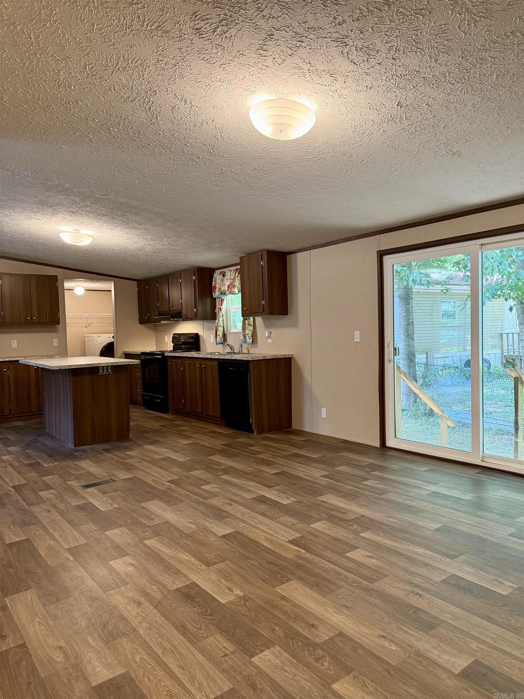 245 Riverside  Pangburn, AR