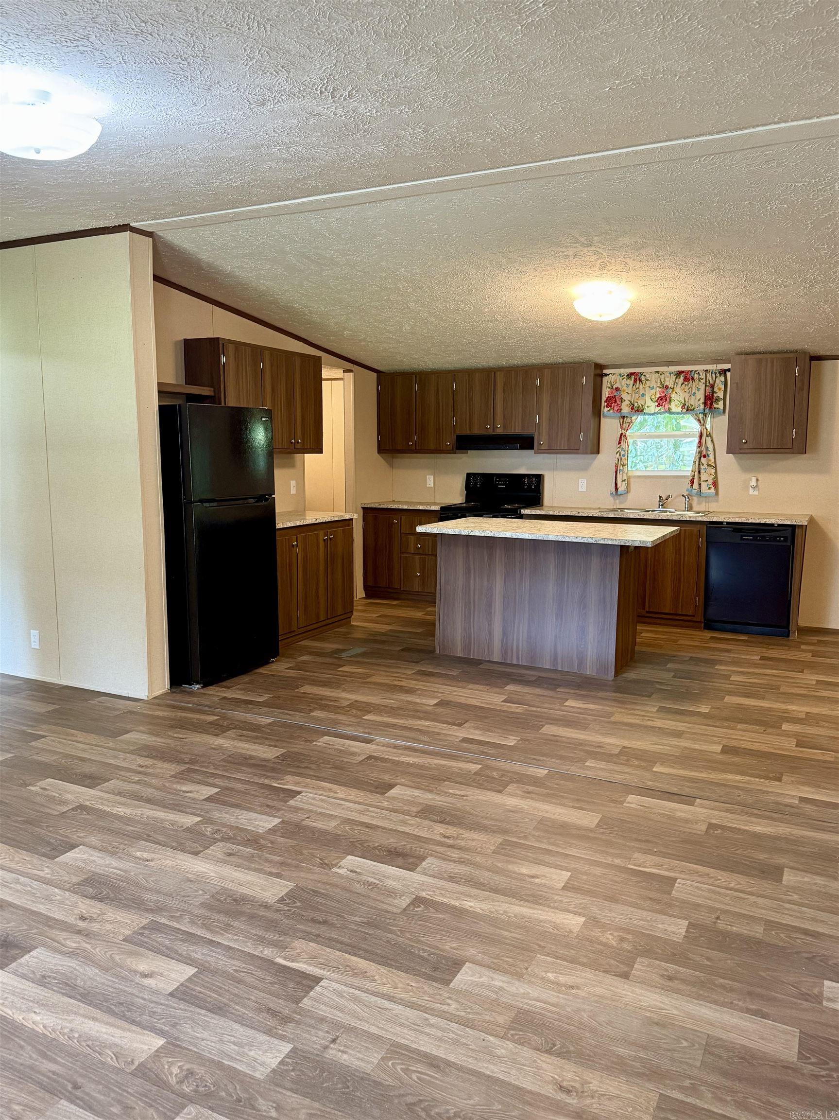 245 Riverside  Pangburn, AR