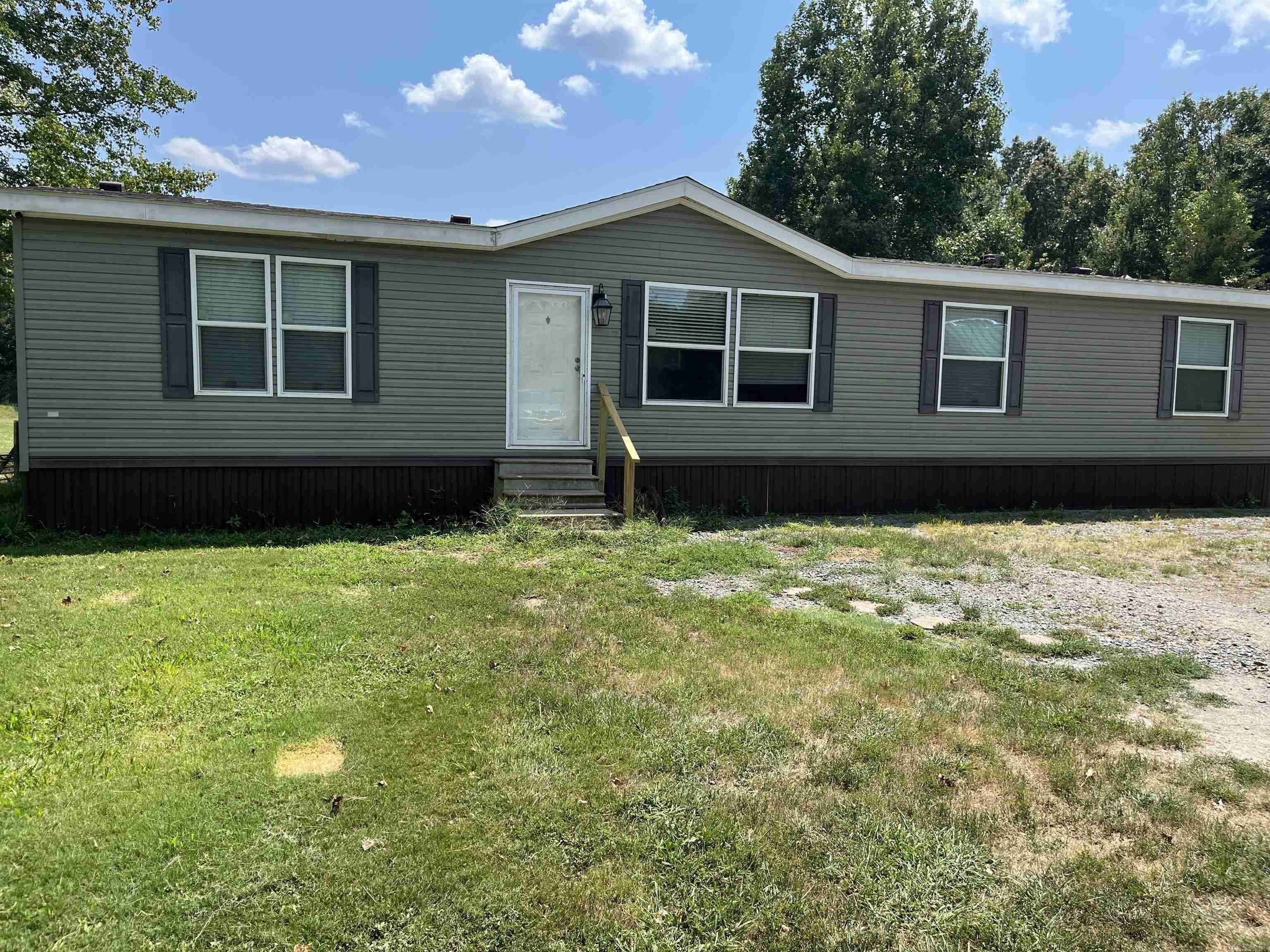 7 Buttercup  Vilonia, AR