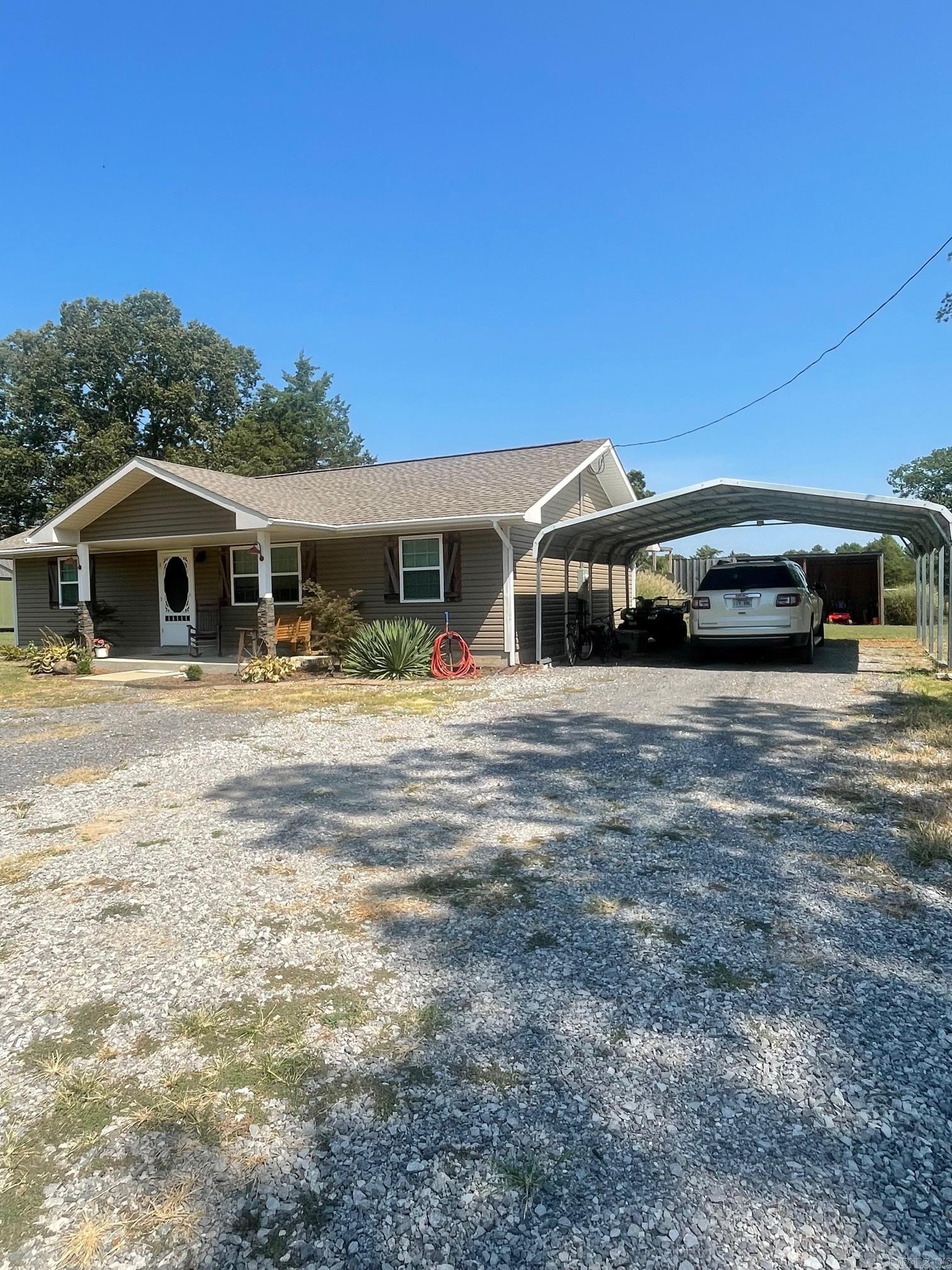 51 Yates  Desha, AR