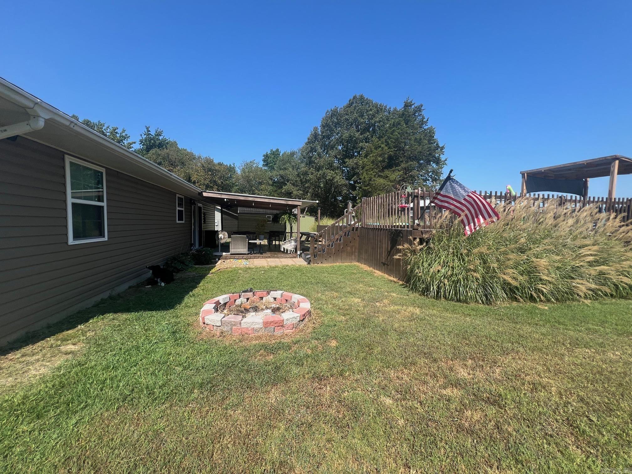 51 Yates  Desha, AR