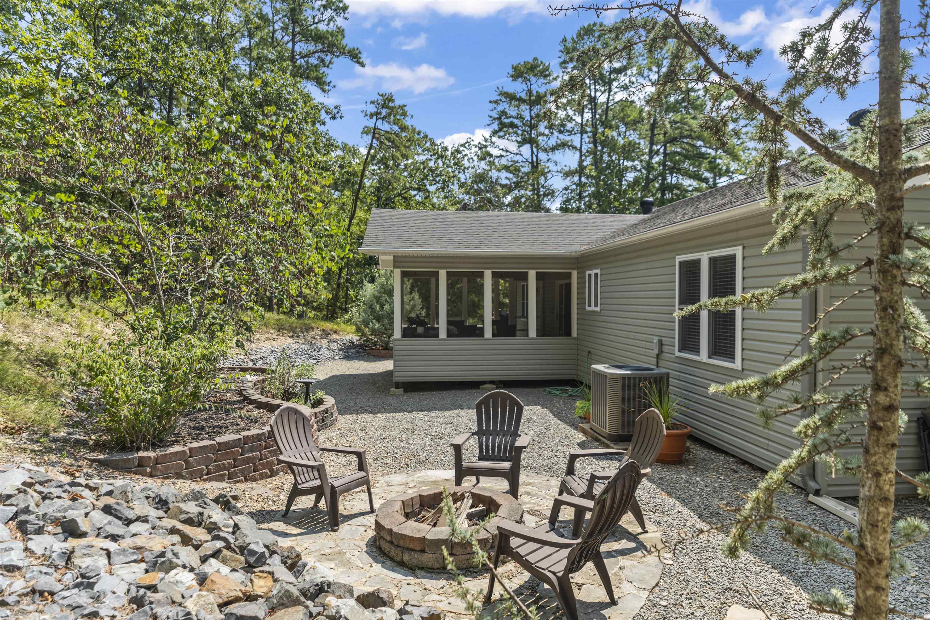 2 Cresta  Hot Springs Village, AR