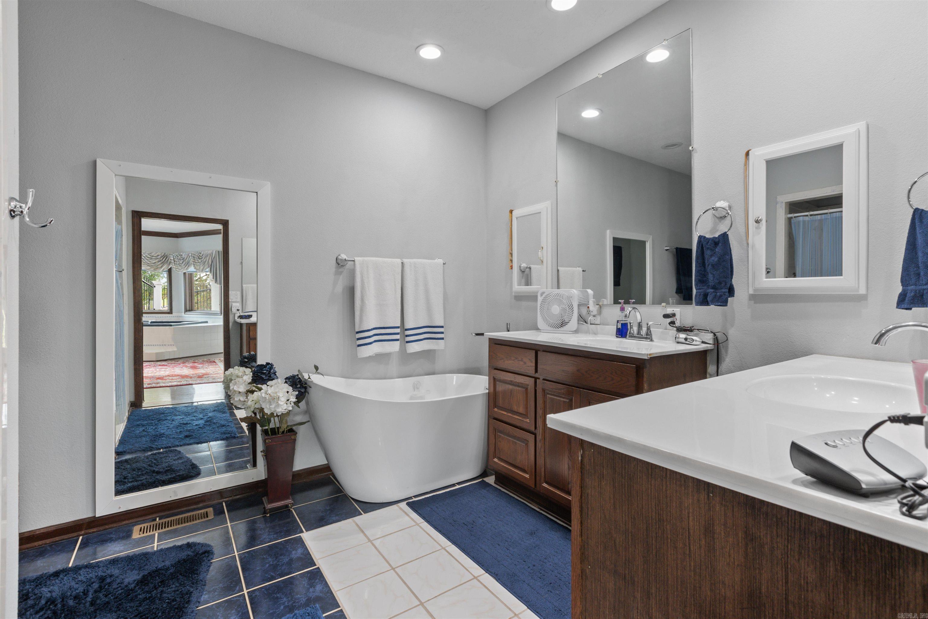 40 LaVanda Lane Hot Springs Village, AR 71909