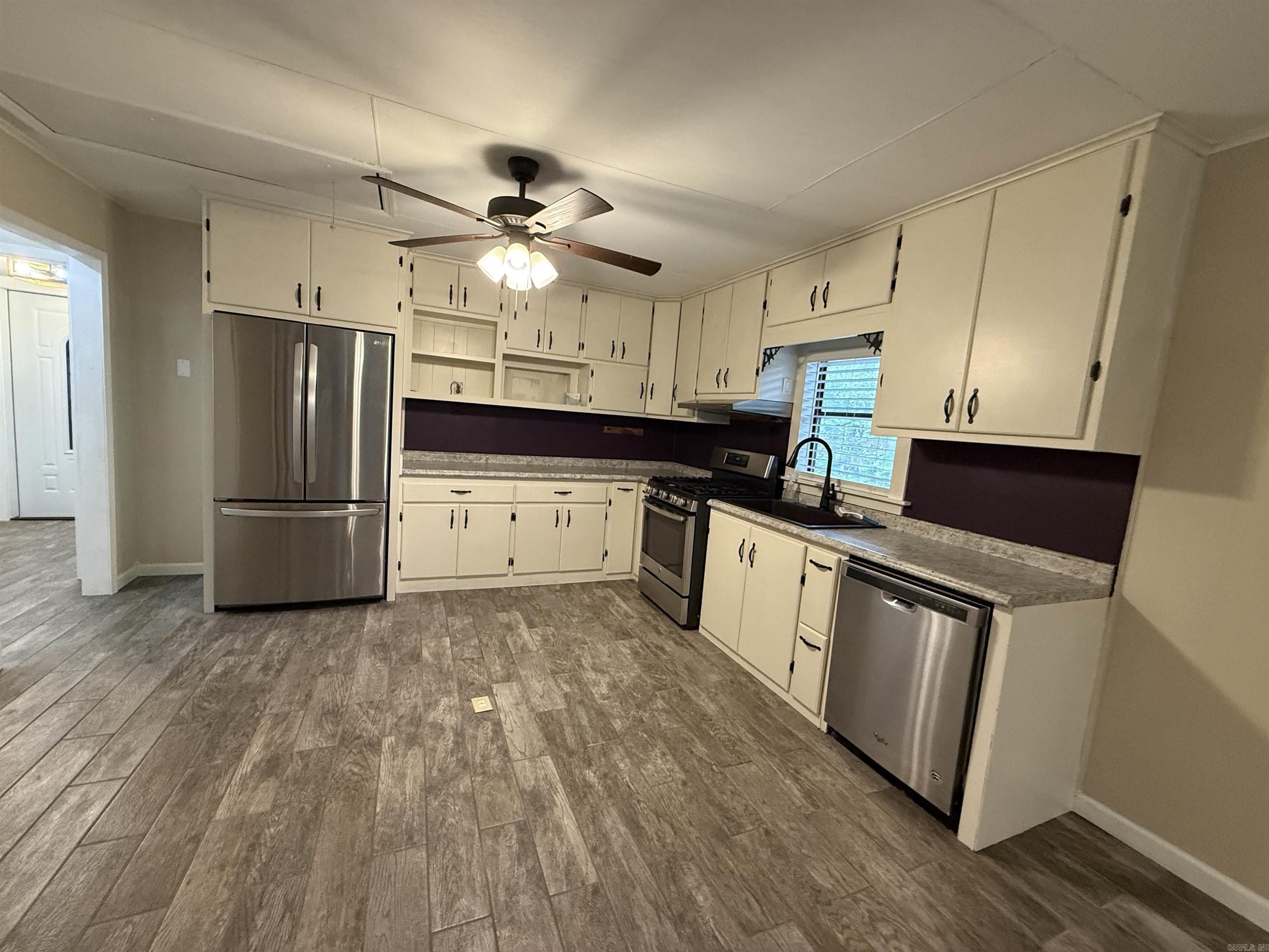 2940 Oxley Road Leslie, AR 72645