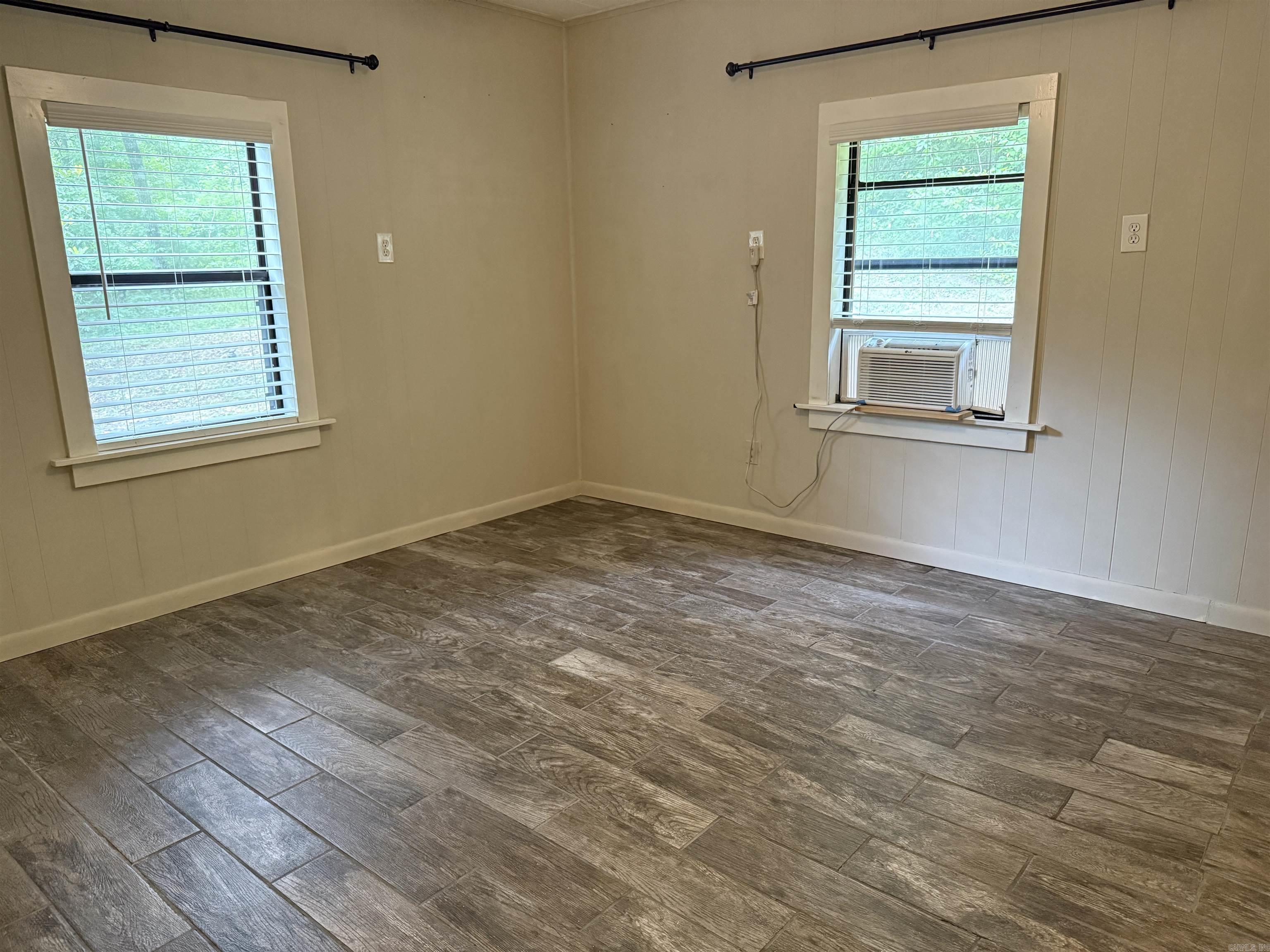 2940 Oxley Road Leslie, AR 72645