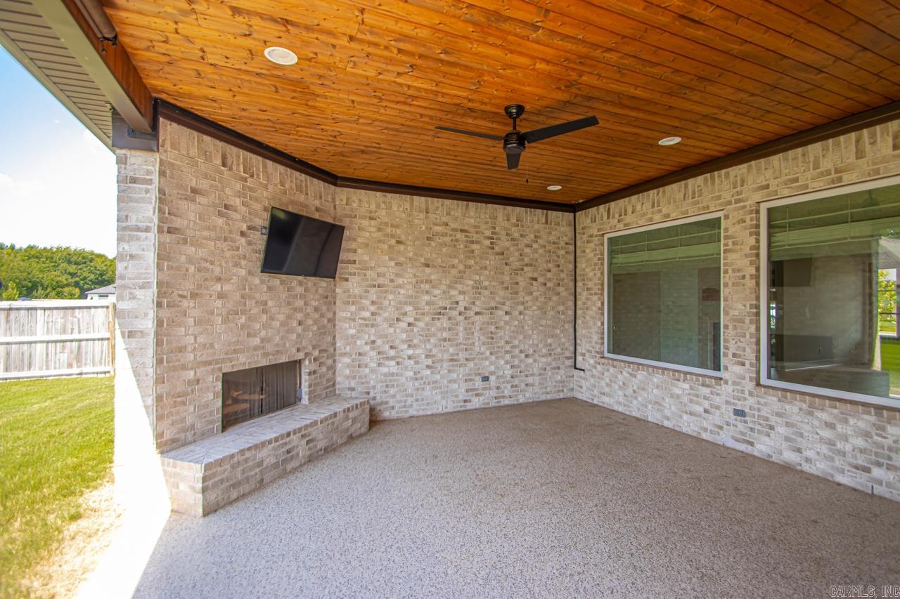 4924 Lake Vista  Benton, AR