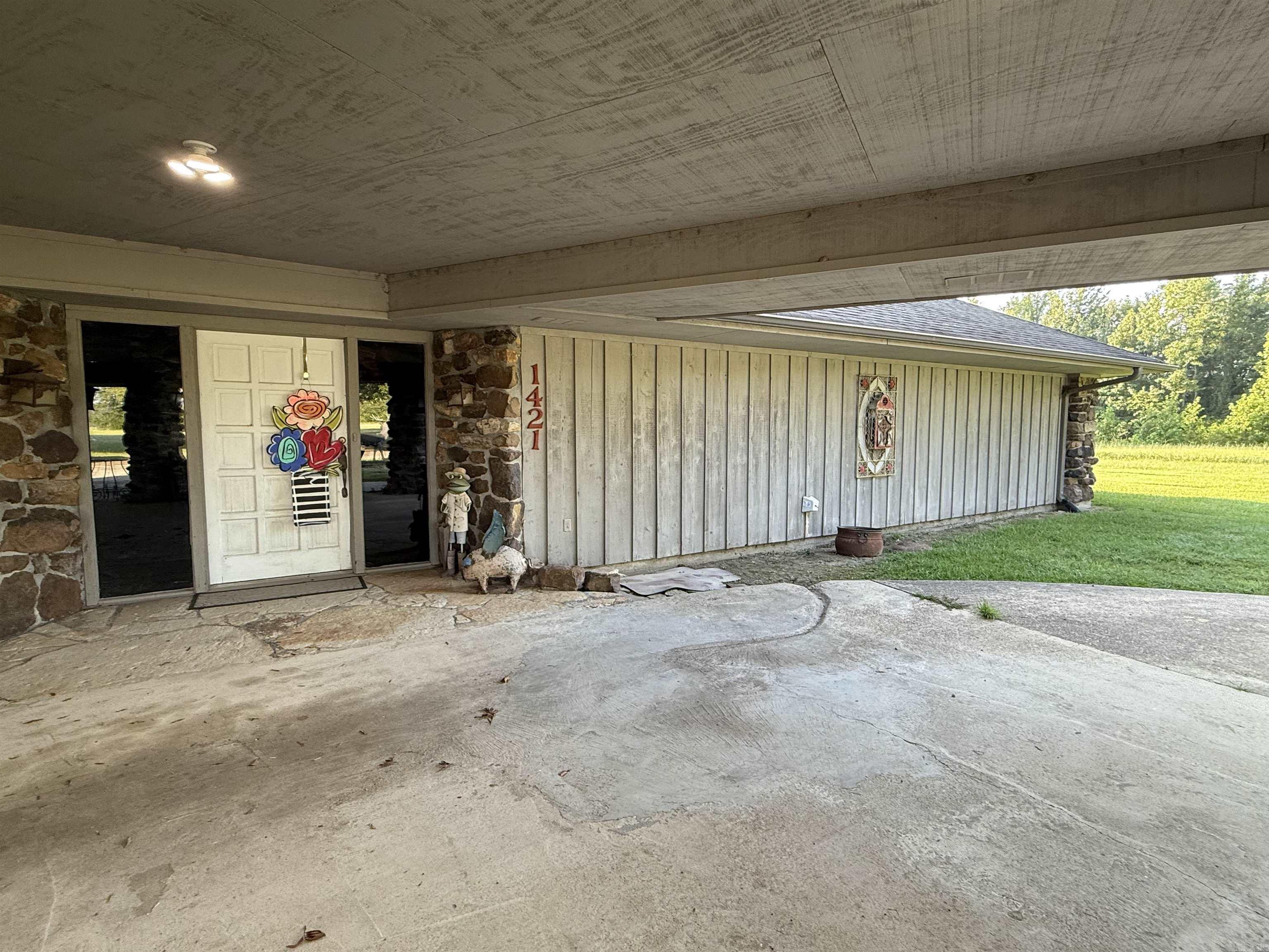 1421 Hwy 195 N  Blevins, AR