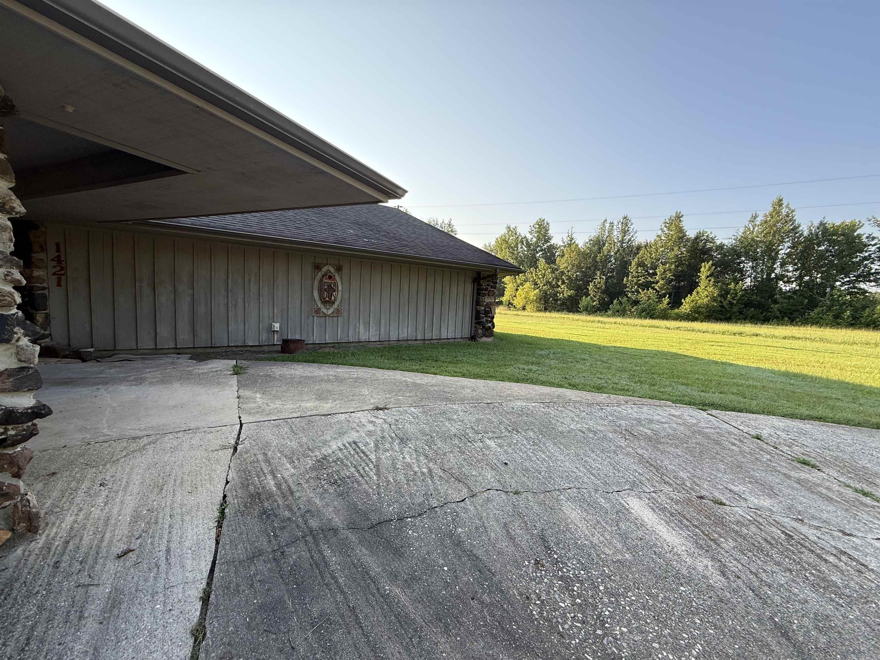 1421 Hwy 195 N  Blevins, AR