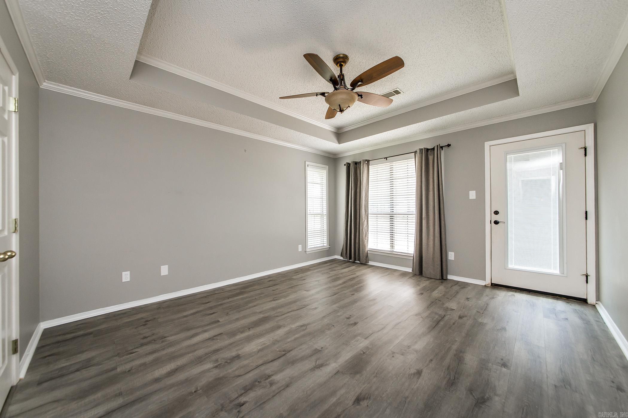 216 Chantilly Cir  Maumelle, AR