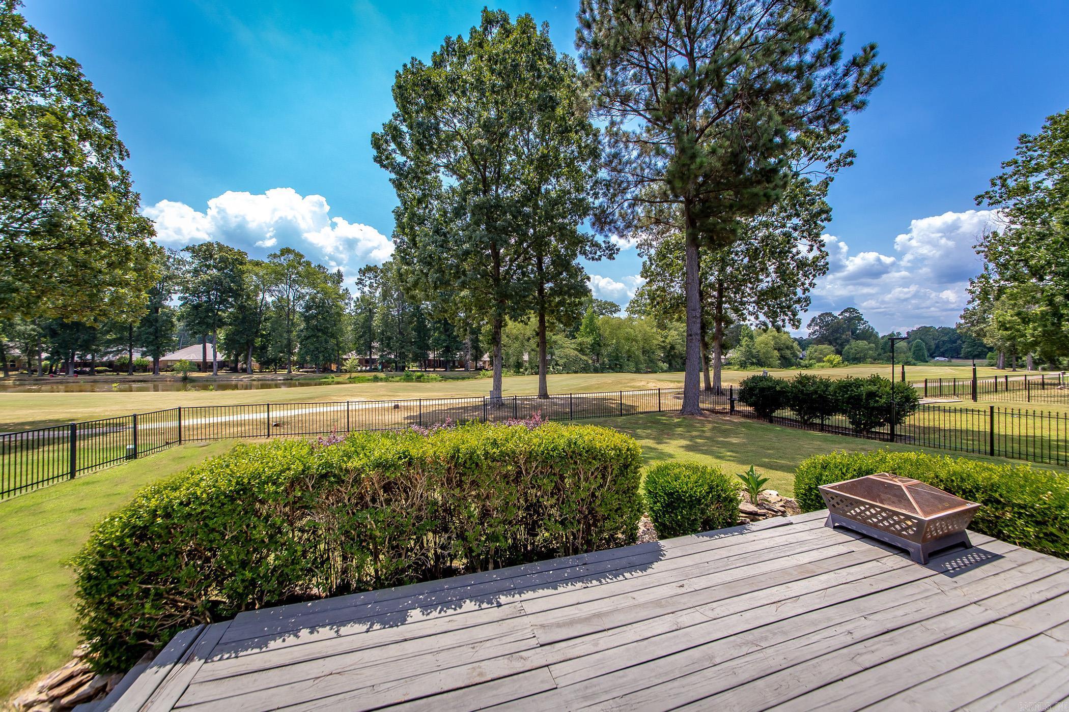 216 Chantilly Cir  Maumelle, AR
