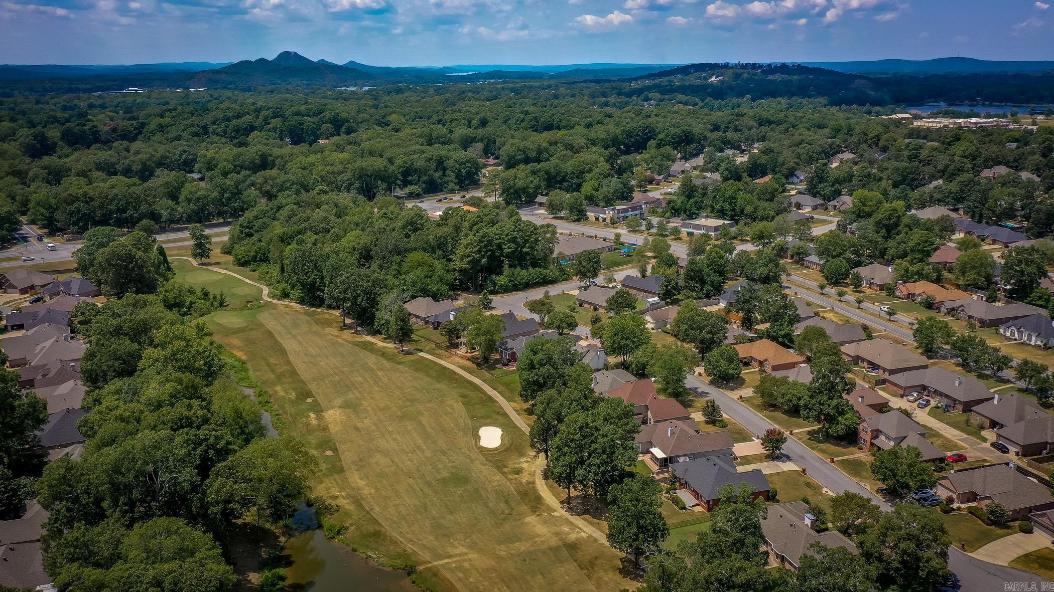 216 Chantilly Cir  Maumelle, AR