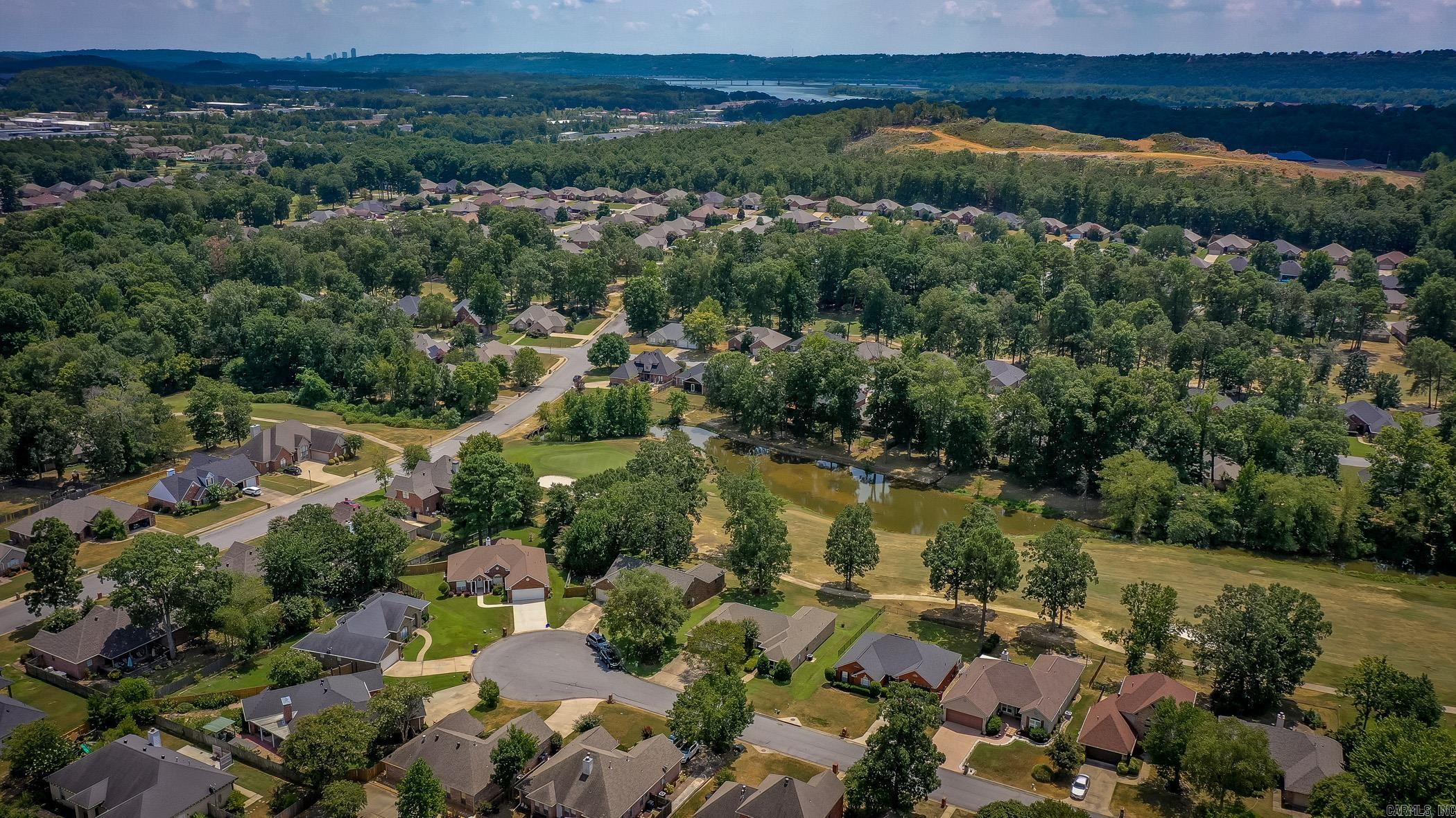 216 Chantilly Cir  Maumelle, AR