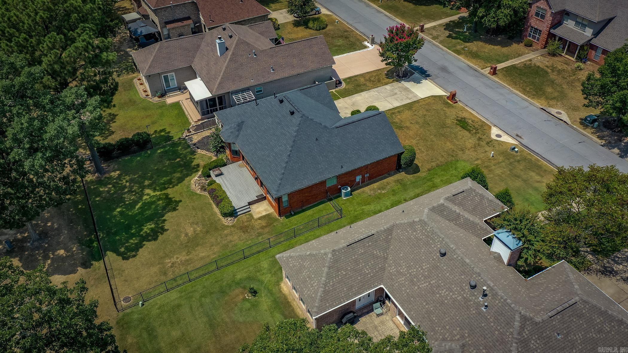 216 Chantilly Cir  Maumelle, AR