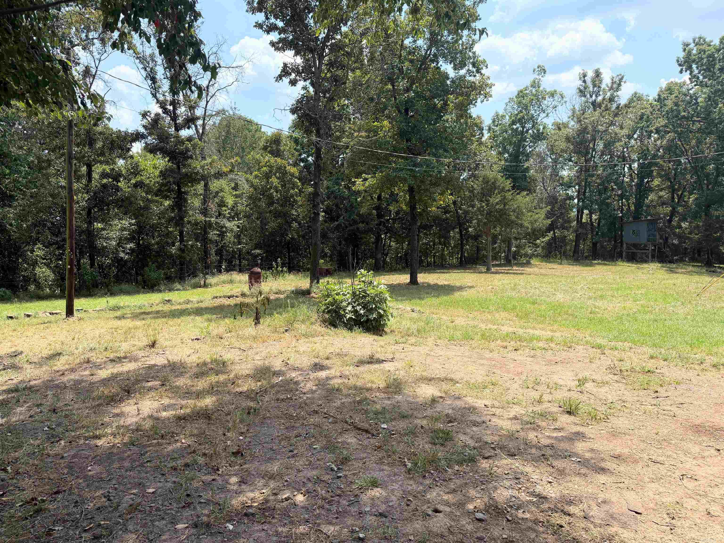 15547 Highway 123  Hagarville, AR