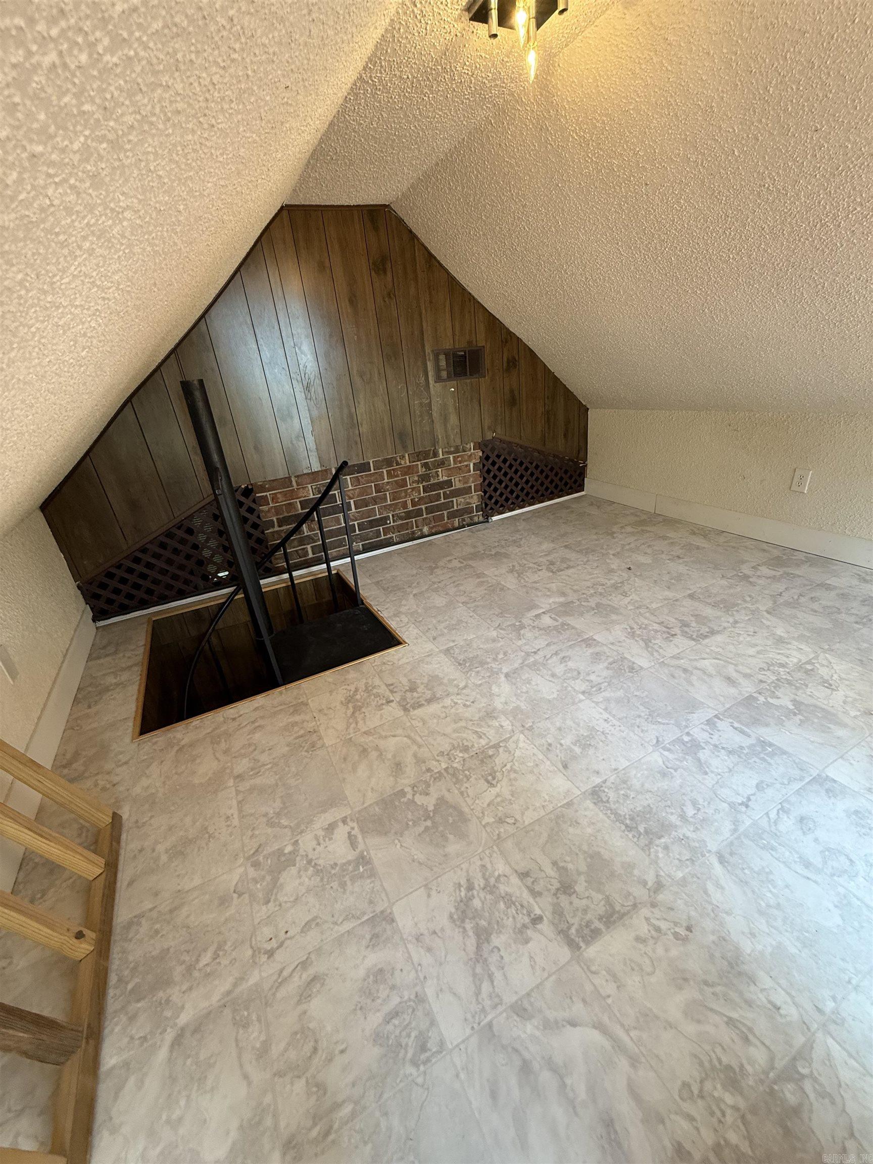 1309 Hillside  White Hall, AR