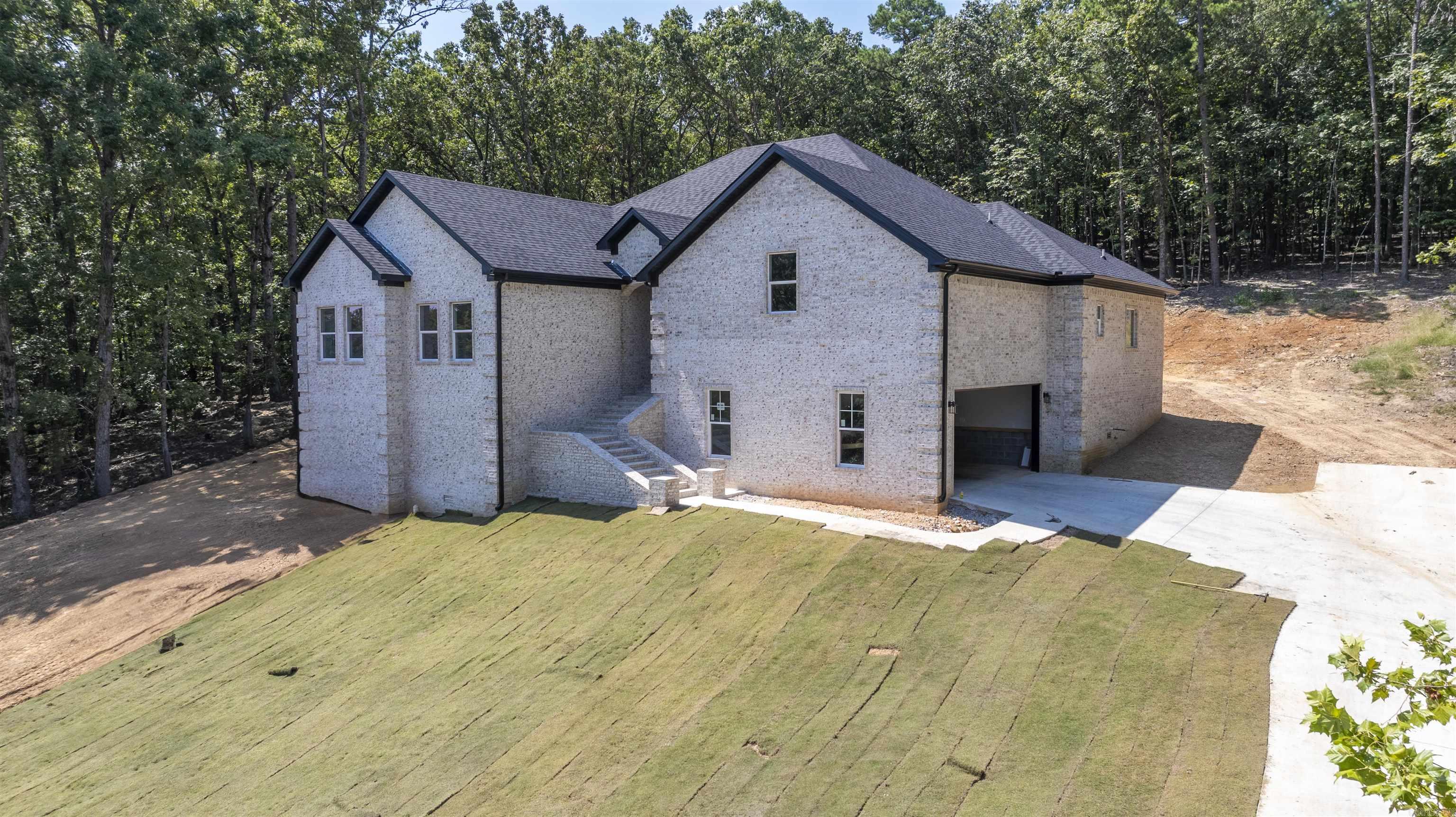 1540 Mountain Ridge  Batesville, AR