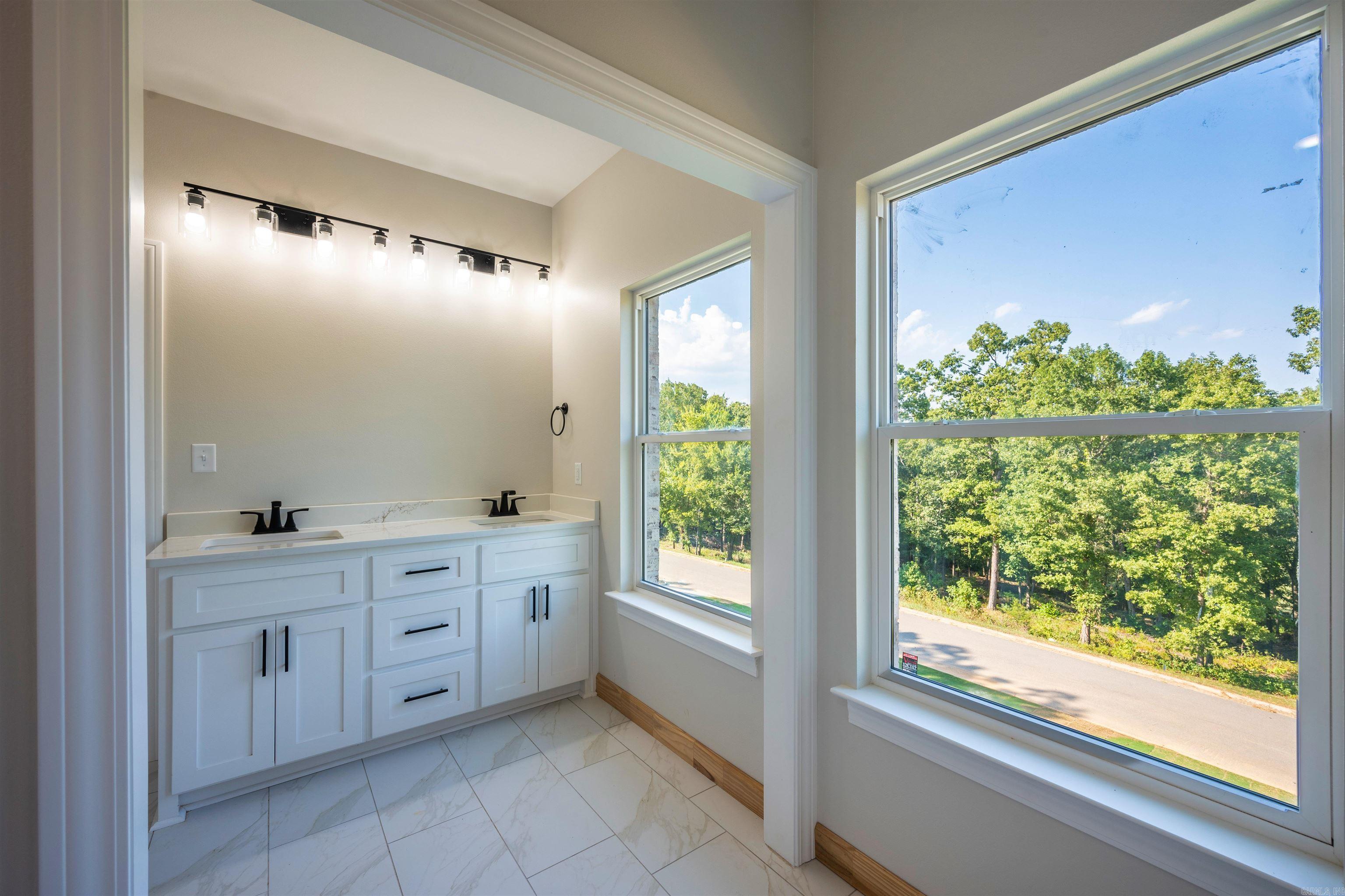 1540 Mountain Ridge Road Batesville, AR 72501