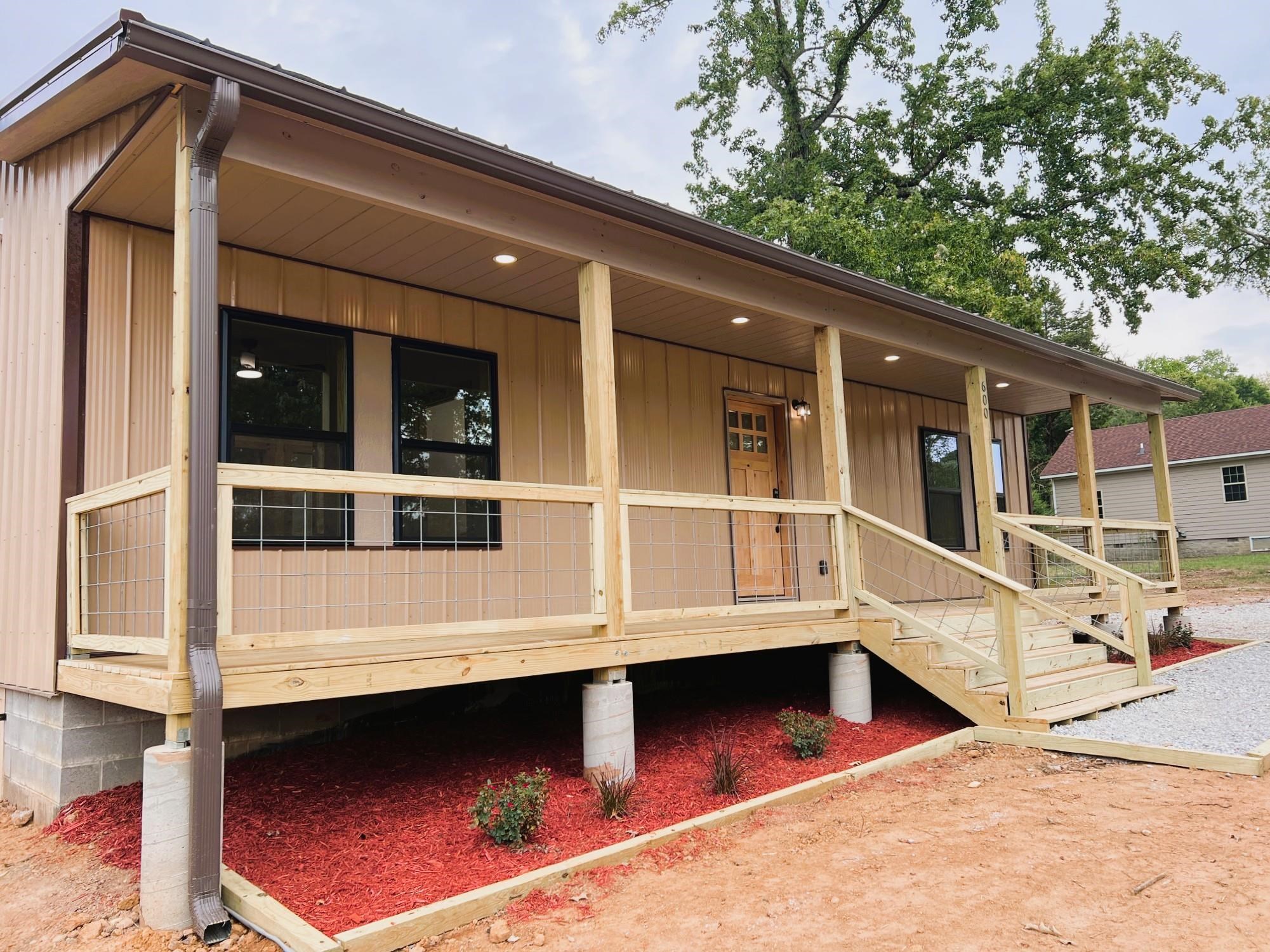 600 Frances  Mountain View, AR