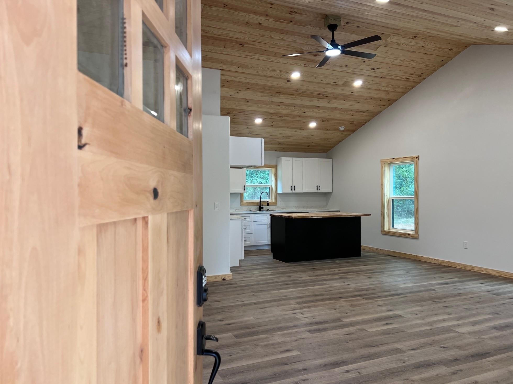 600 Frances  Mountain View, AR