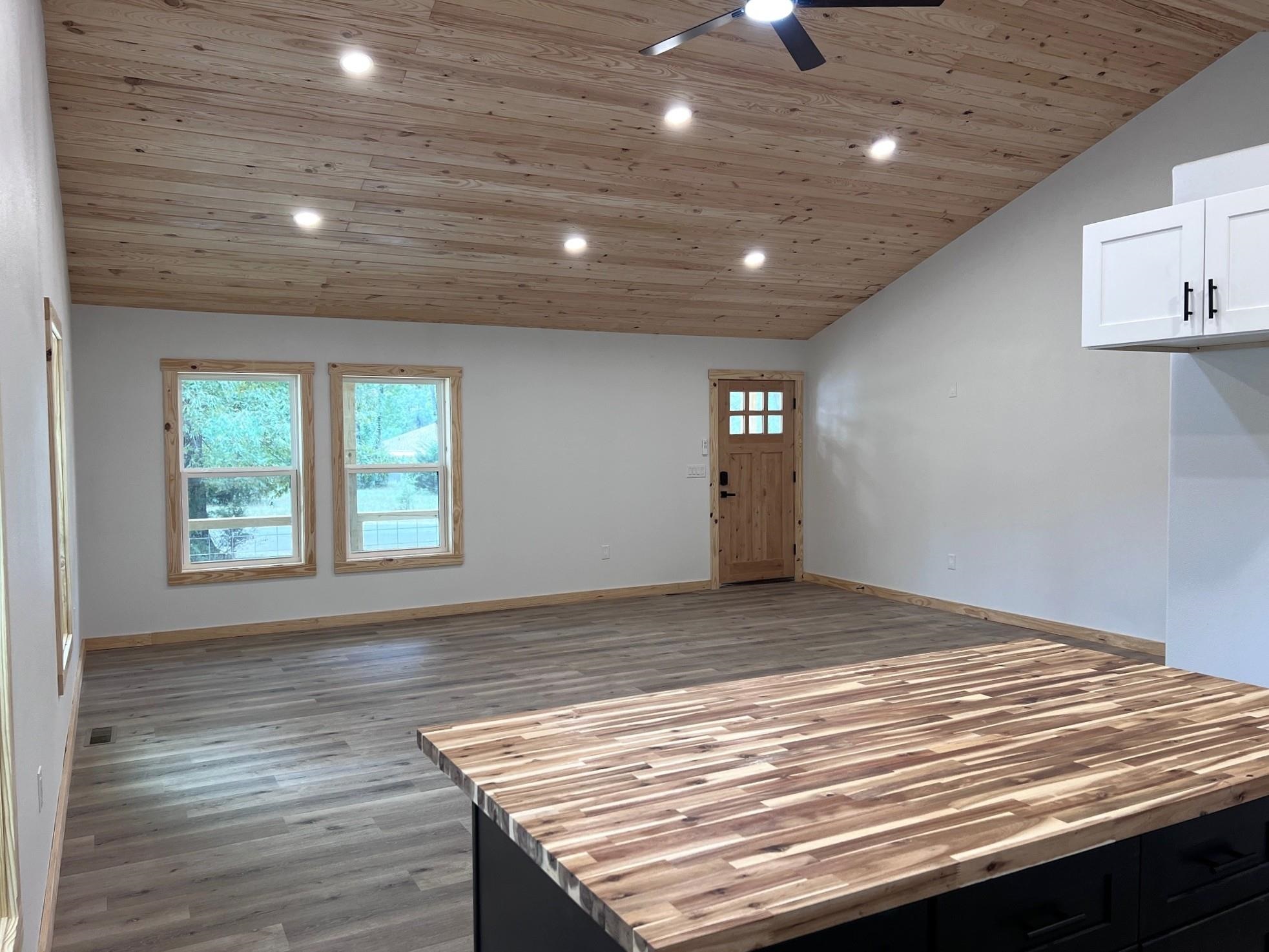600 Frances  Mountain View, AR