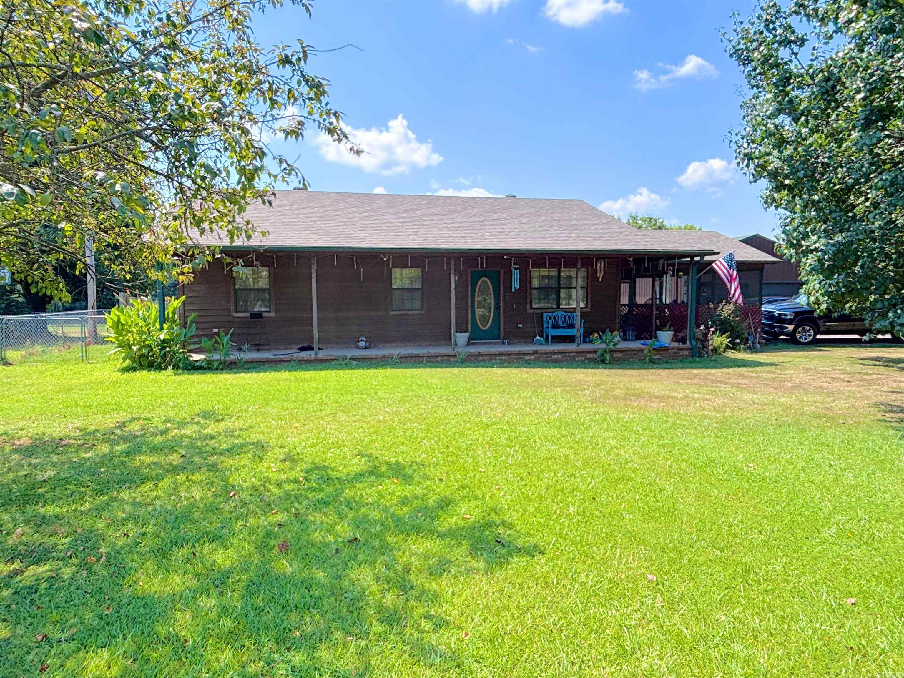 20 N D  Pottsville, AR