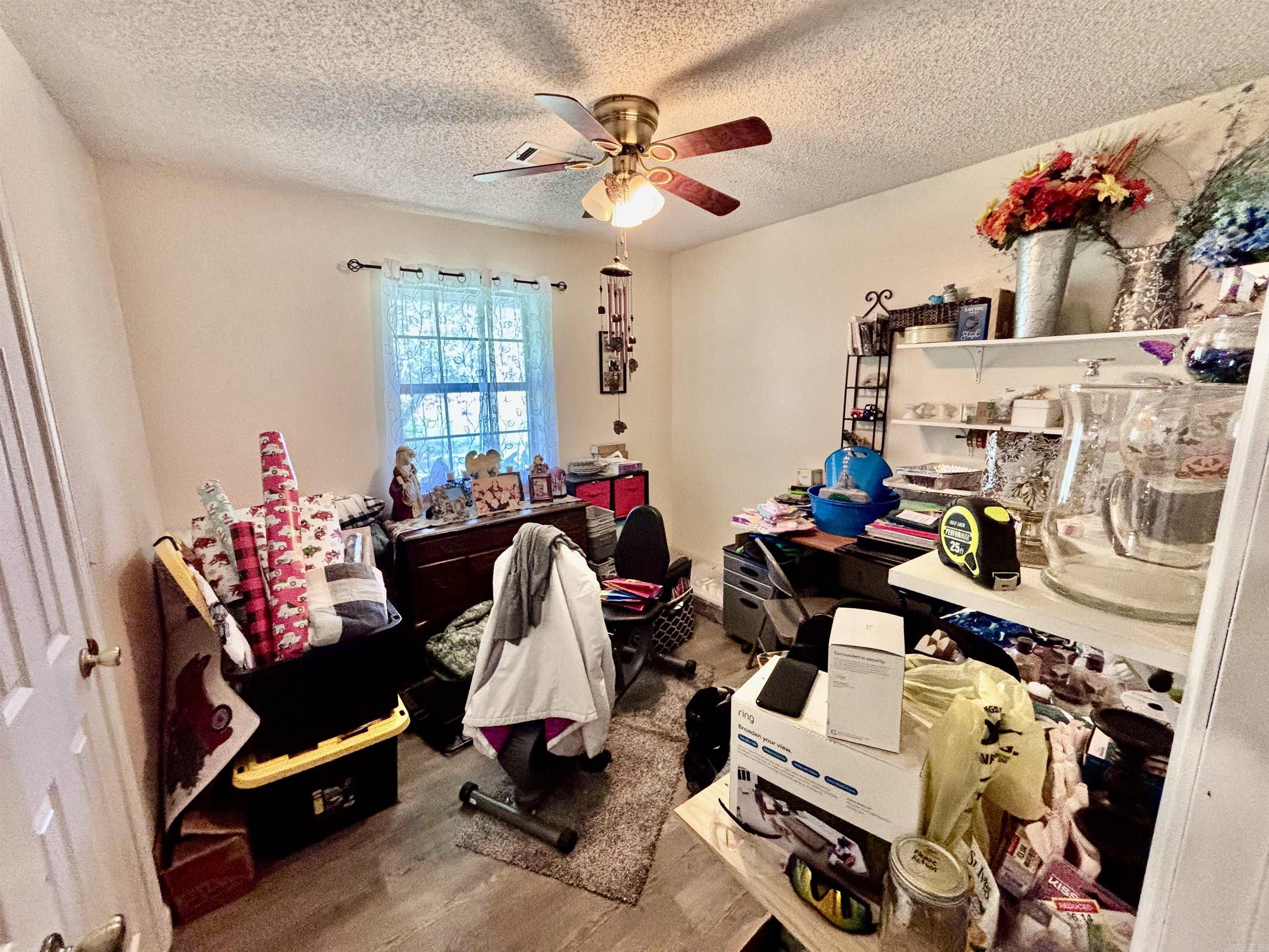 20 N D  Pottsville, AR