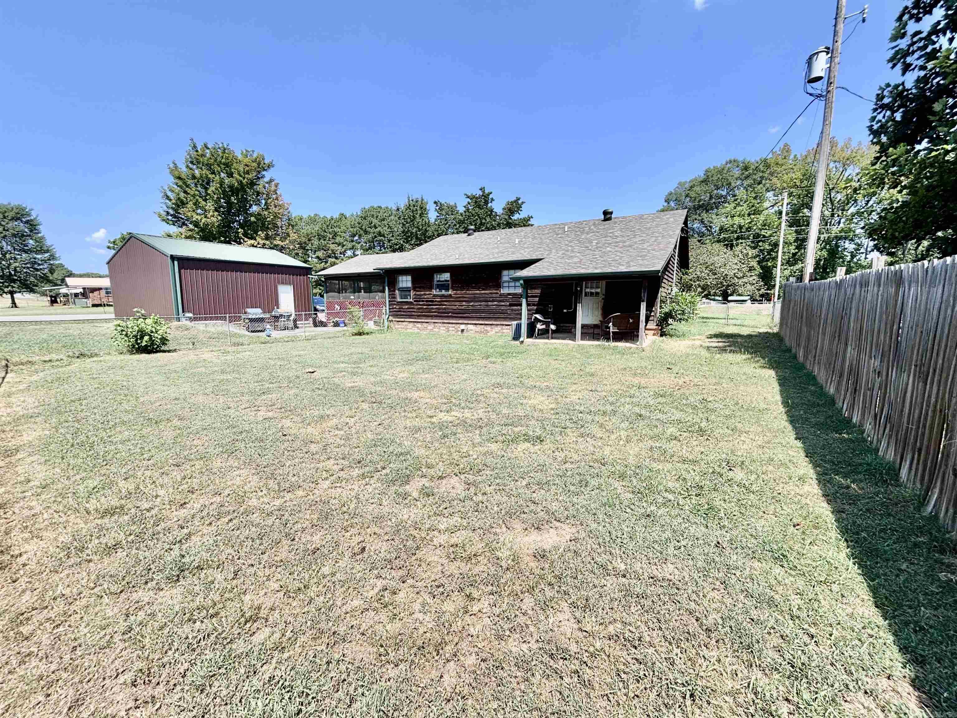20 N D  Pottsville, AR