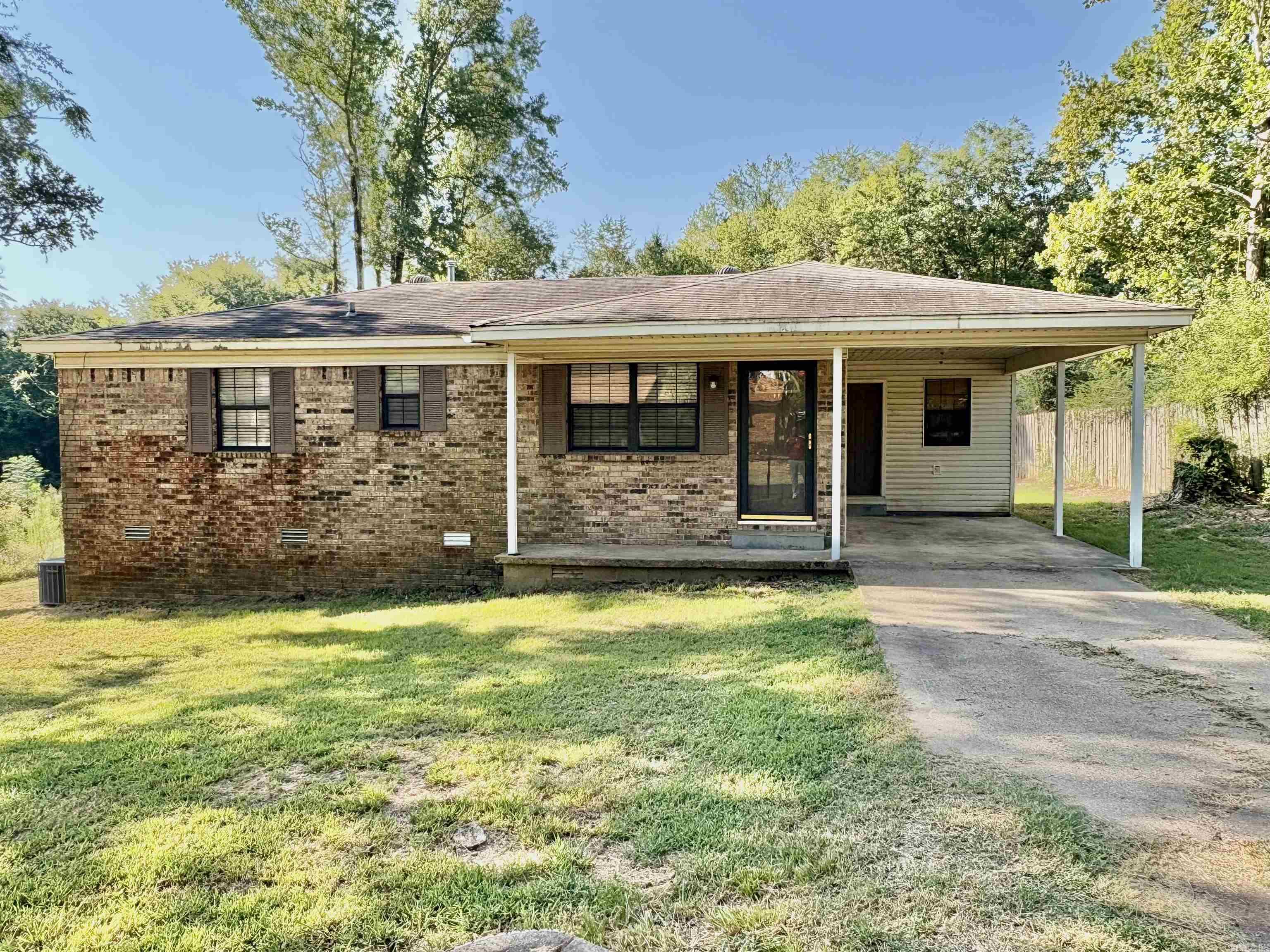 2725 Burchwood  Benton, AR