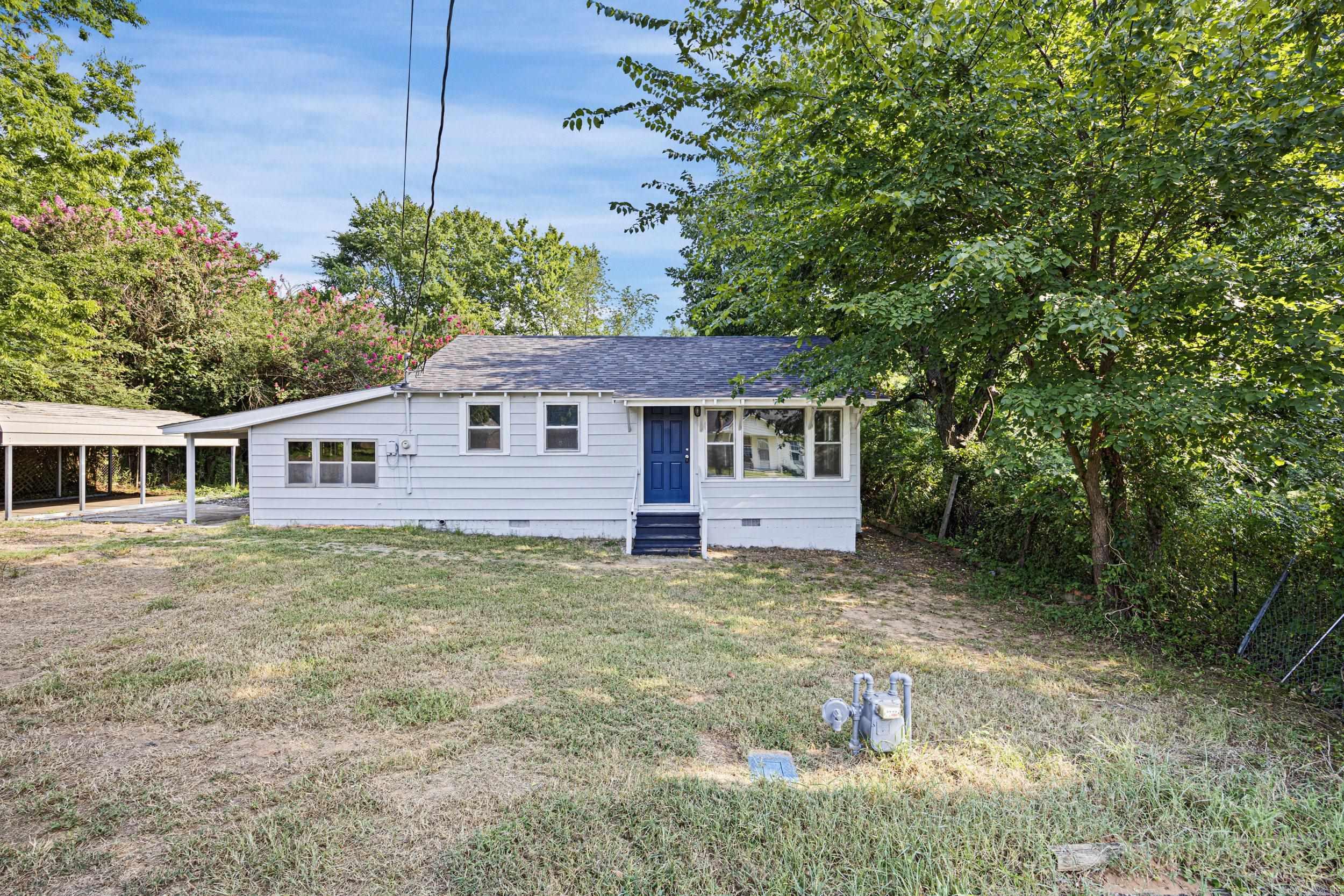 1208 Powers  Clarksville, AR
