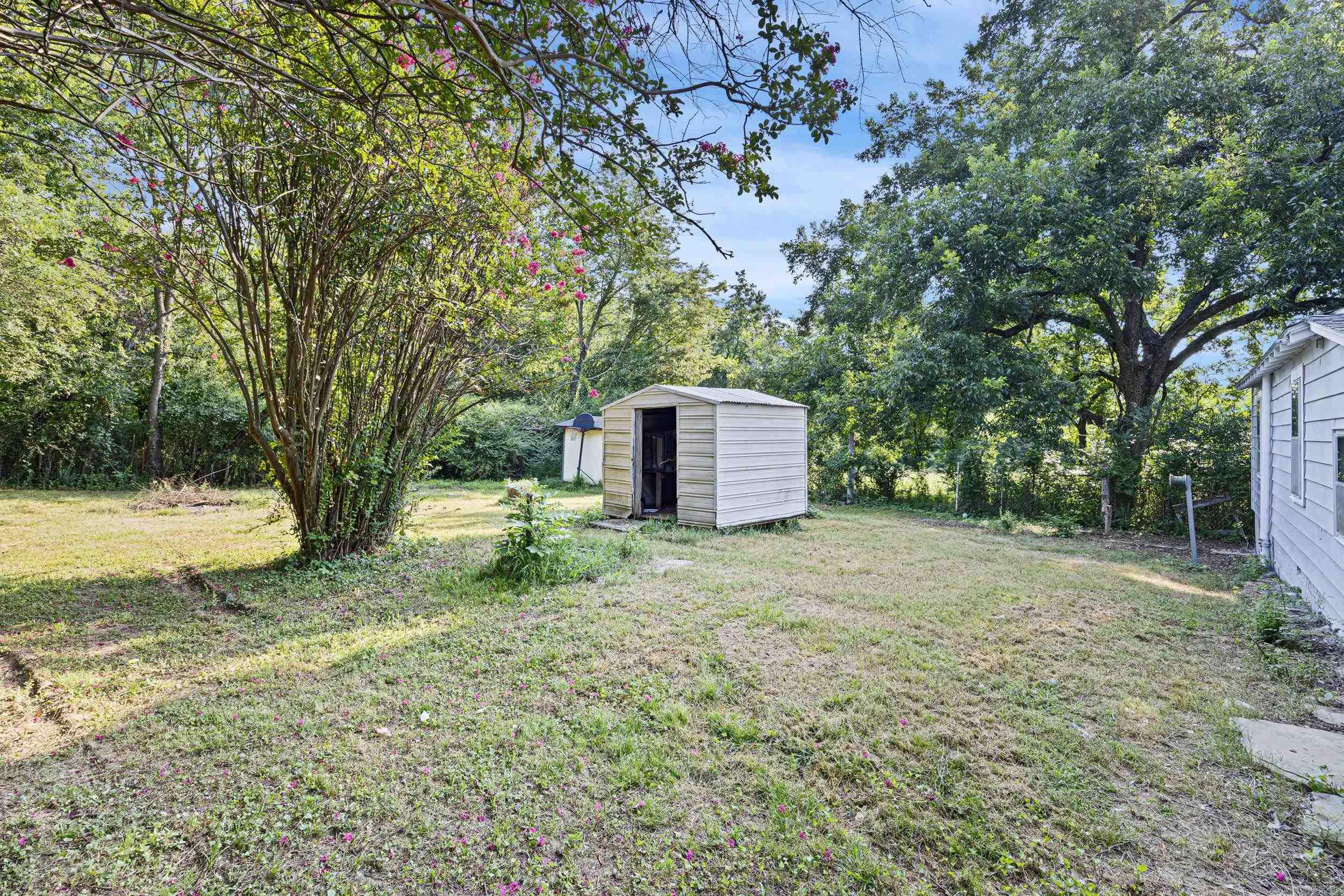1208 Powers  Clarksville, AR