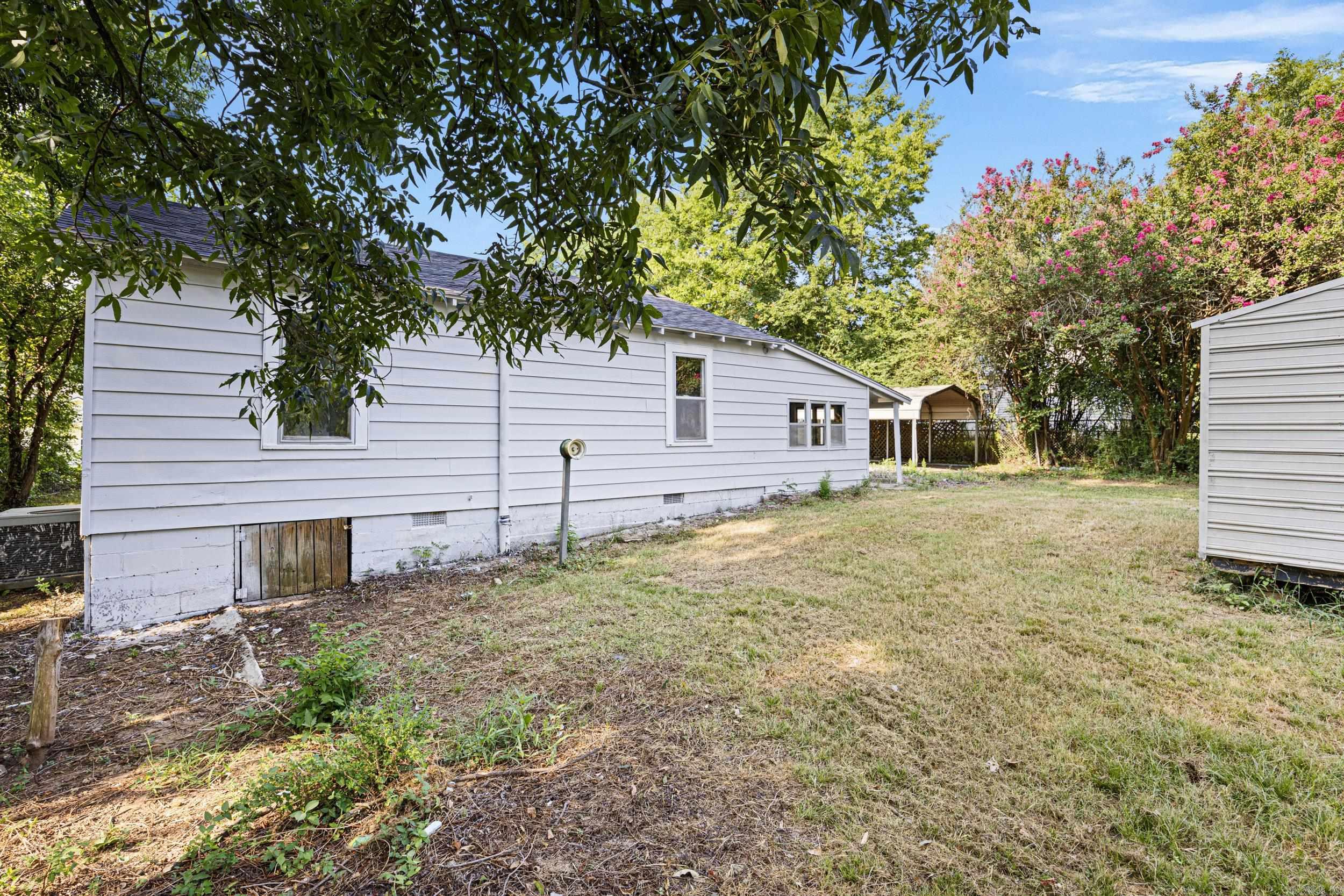 1208 Powers  Clarksville, AR