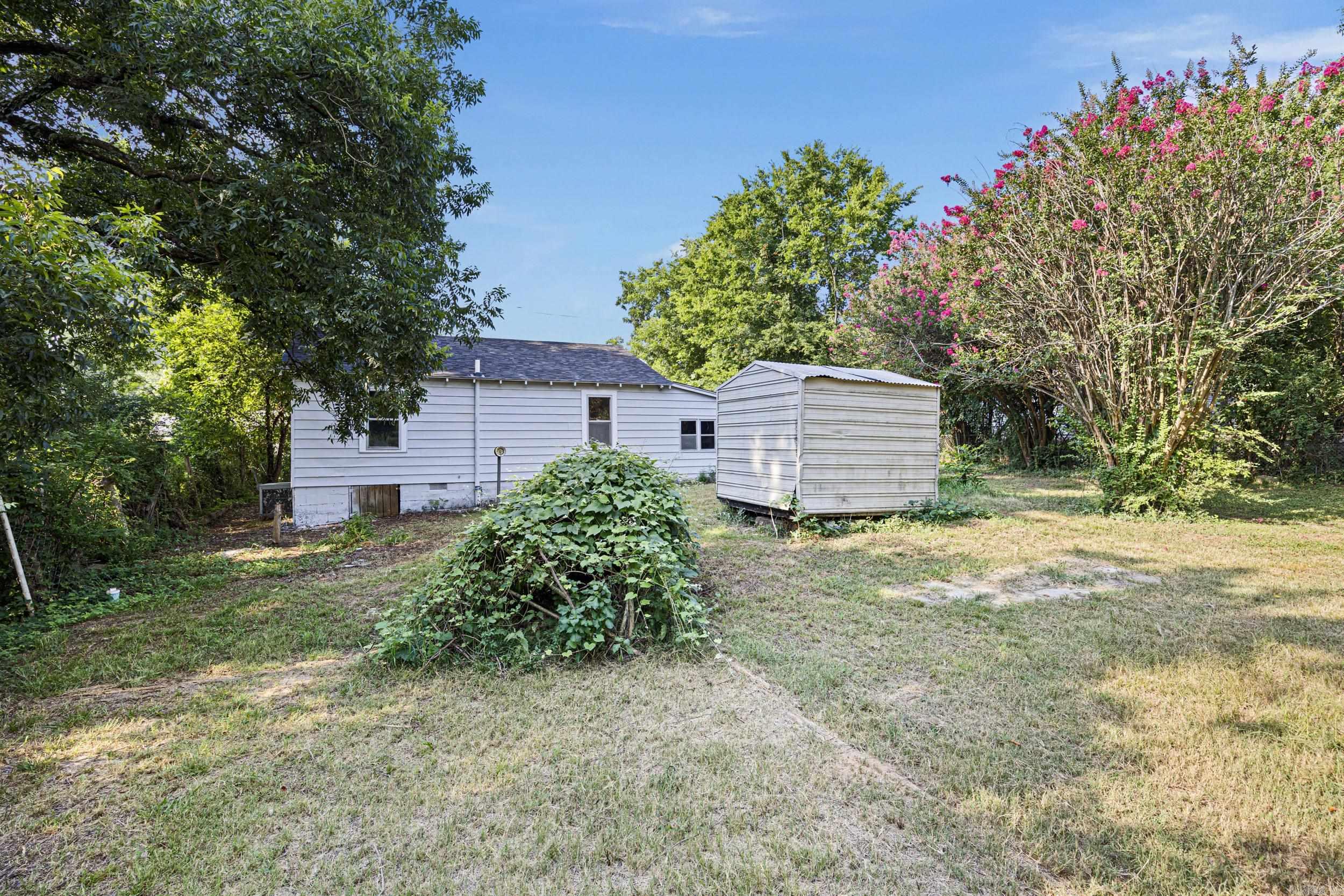 1208 Powers  Clarksville, AR