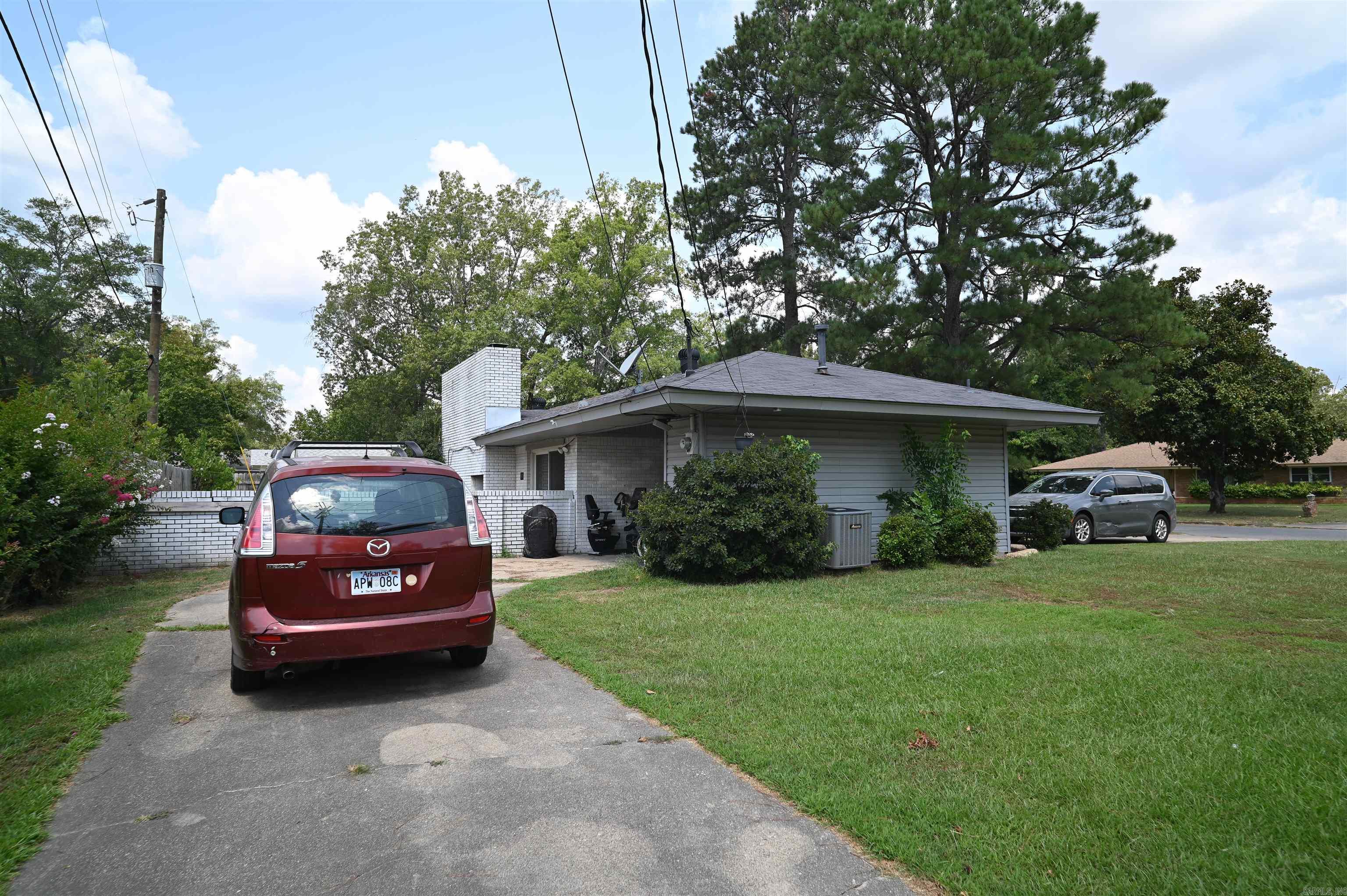 2200 W 39  Pine Bluff, AR
