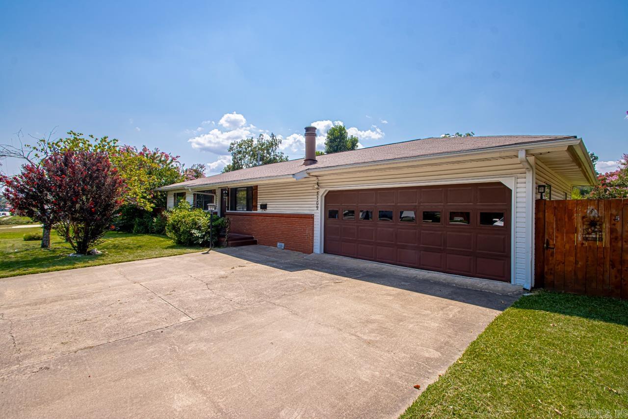 5709 Camp Robinson Road North Little Rock, AR 72118
