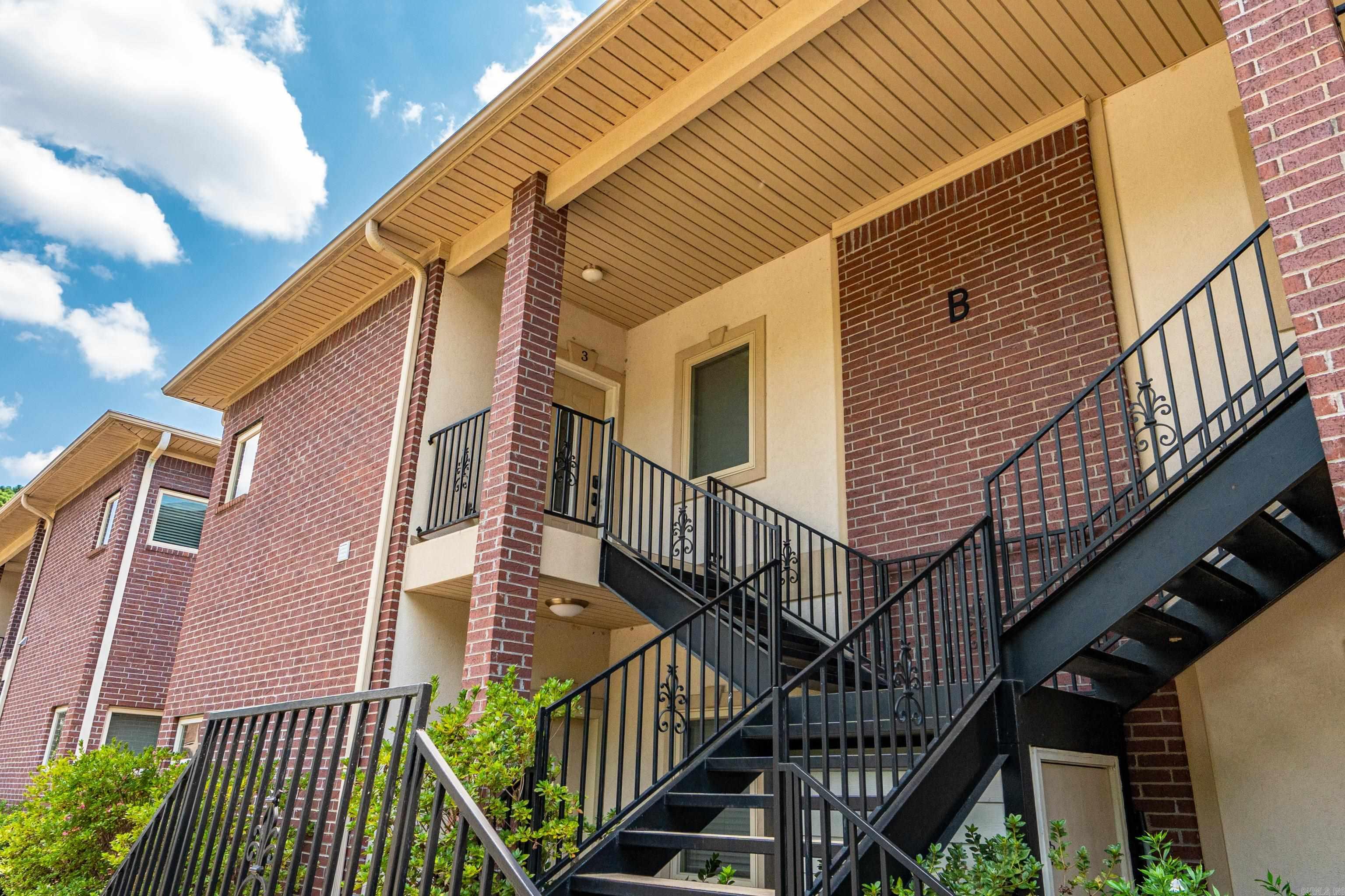 1133 Airport  Hot Springs, AR