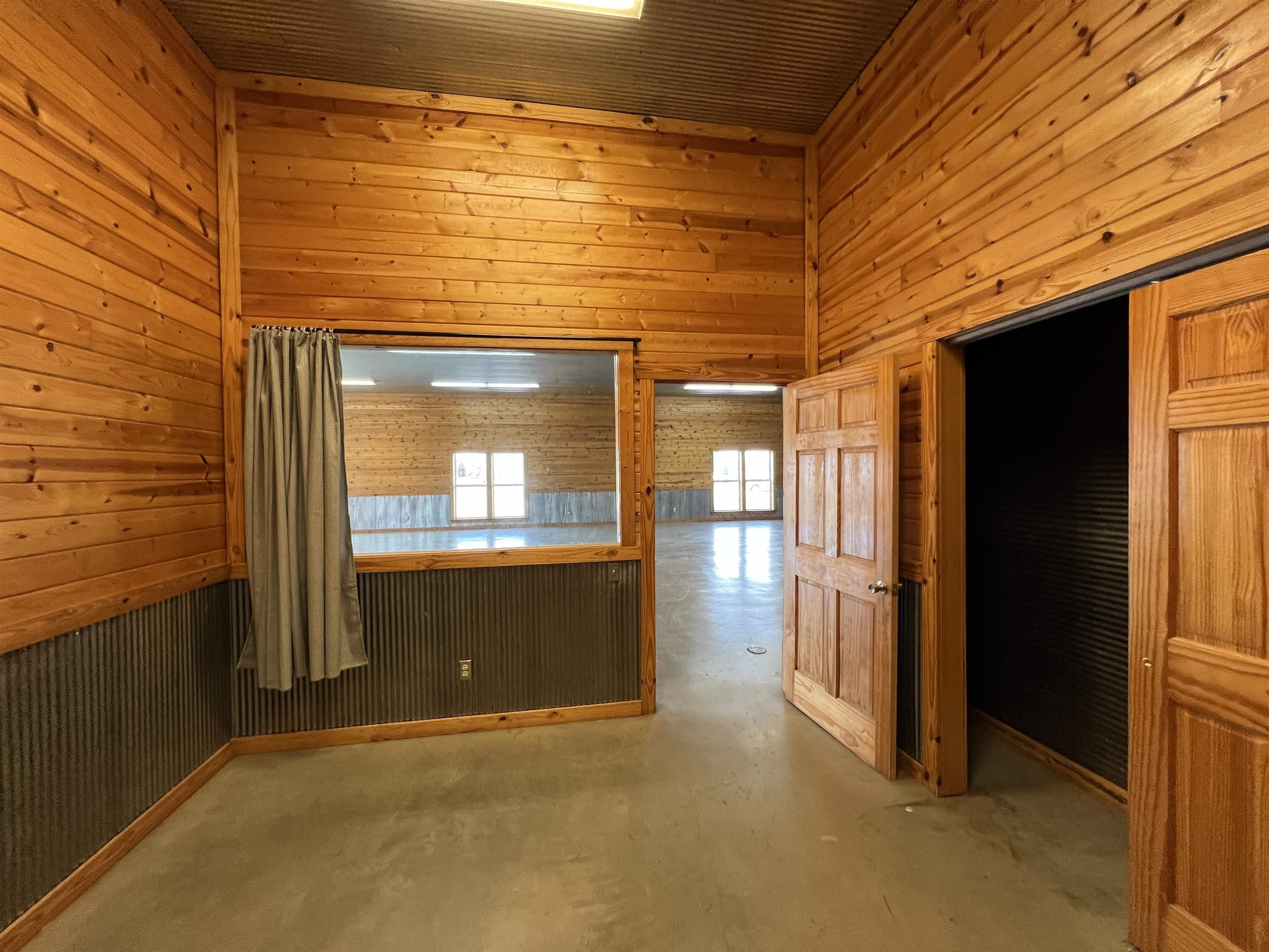 73 County Road 842  Henderson, AR