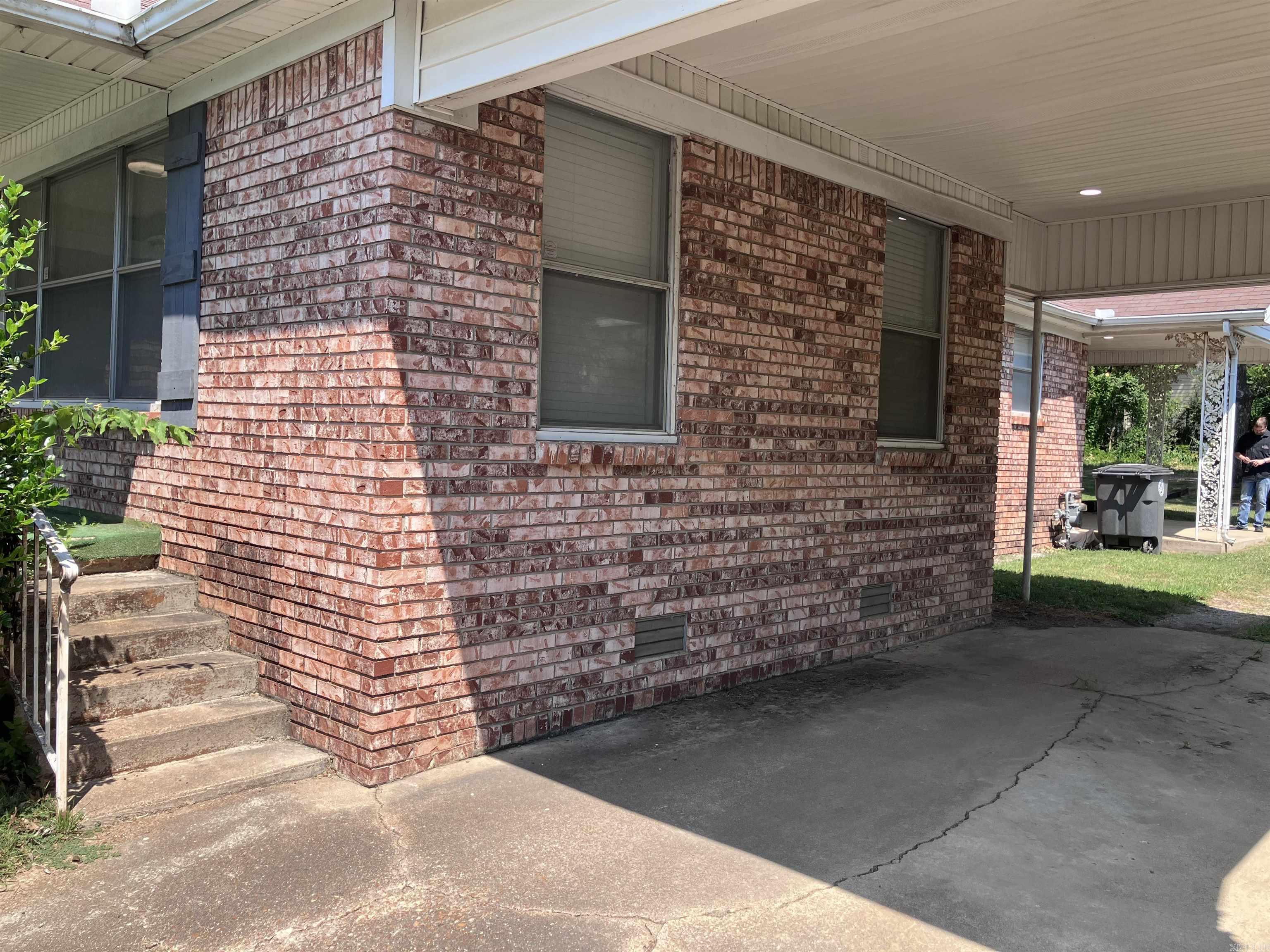 506 W Pleasure  Searcy, AR
