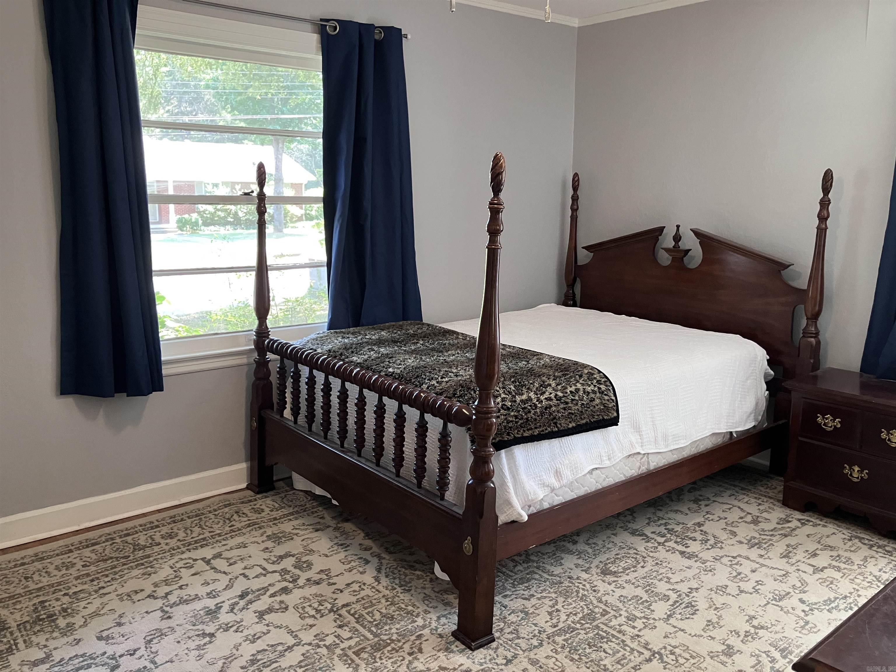 901 Cedar  Searcy, AR