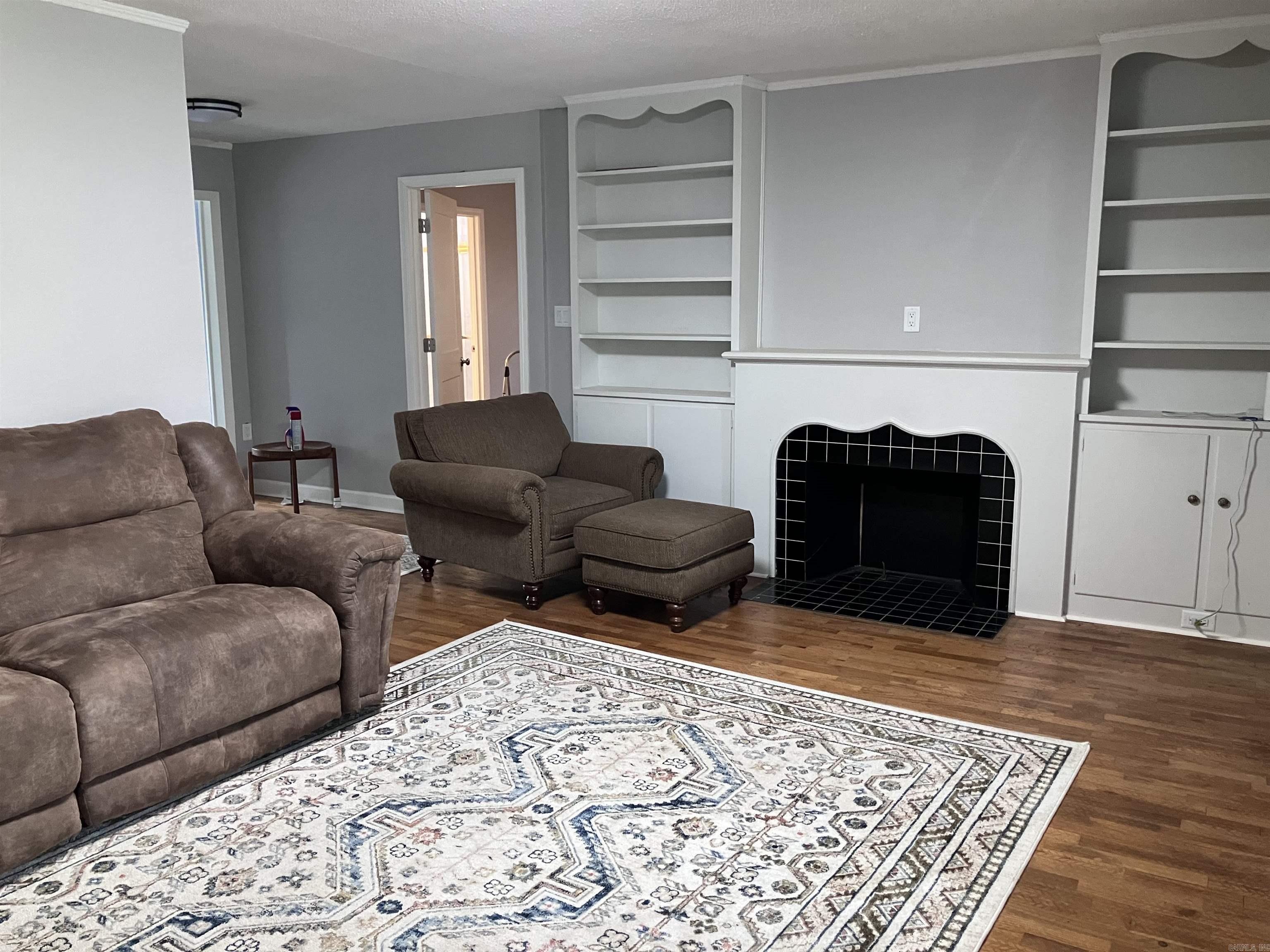 901 Cedar  Searcy, AR