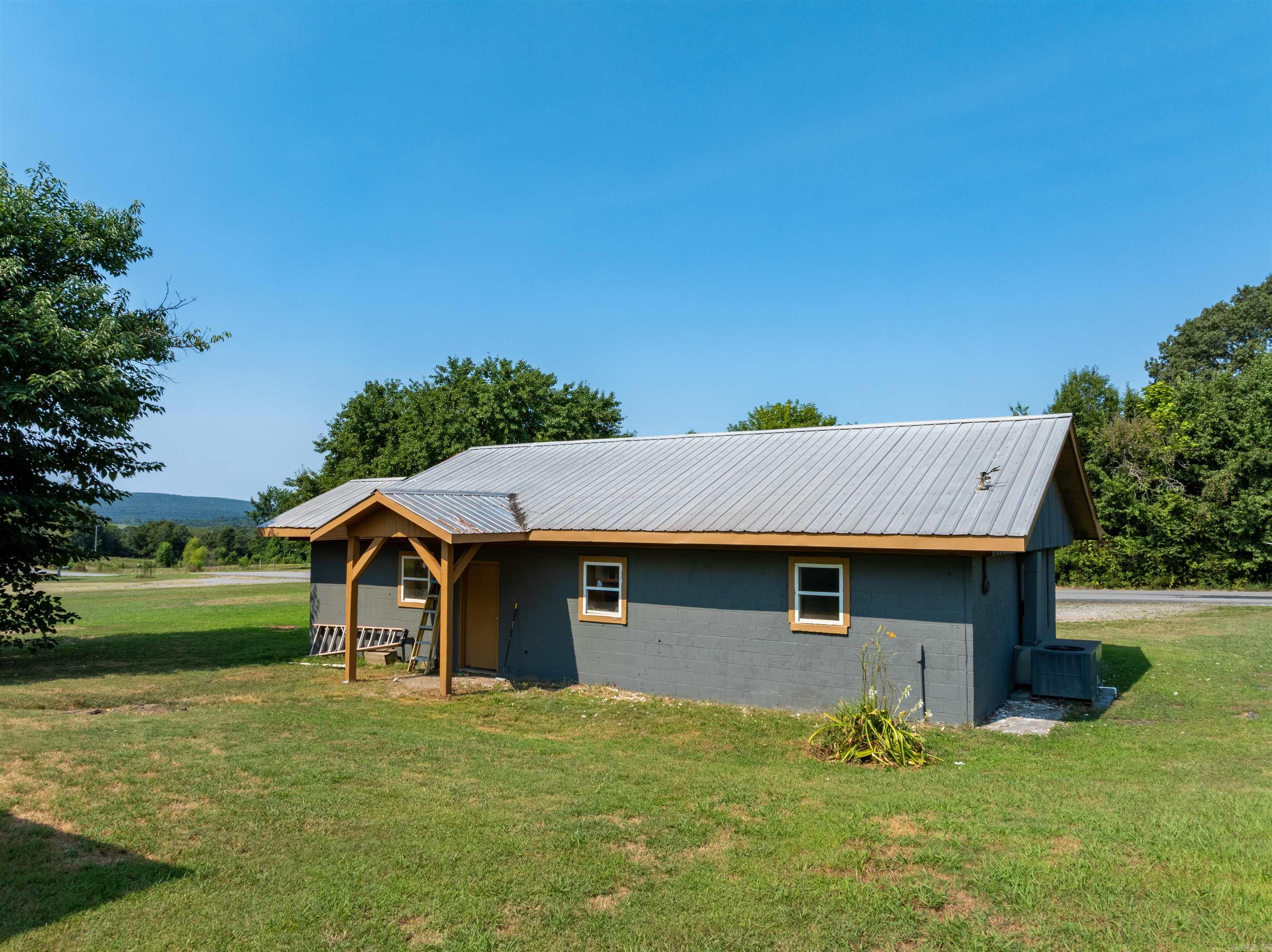 1434 Five Mile  Drasco, AR