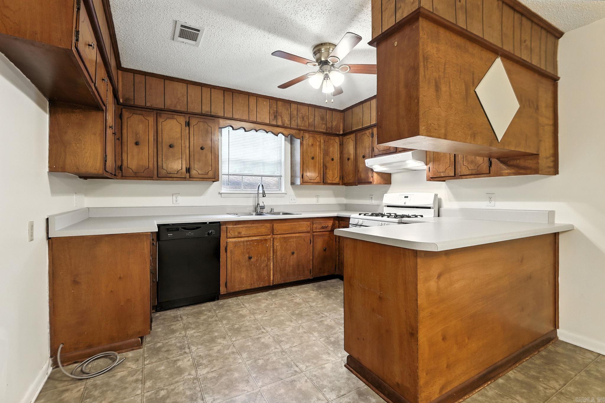 8400 Merriwood Court Sherwood, AR 72120
